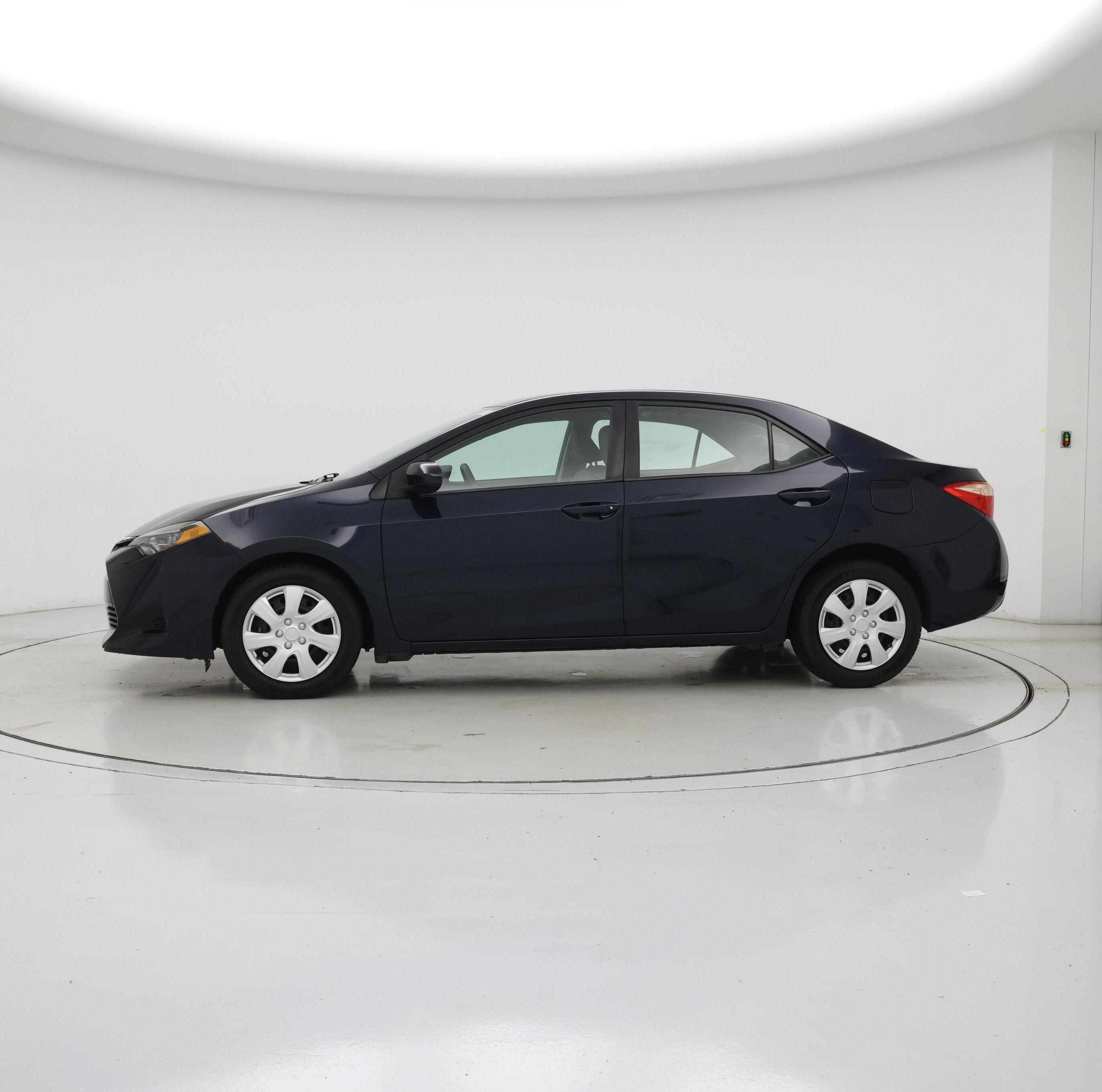 Thumbnail: 2019 Toyota Corolla - 3