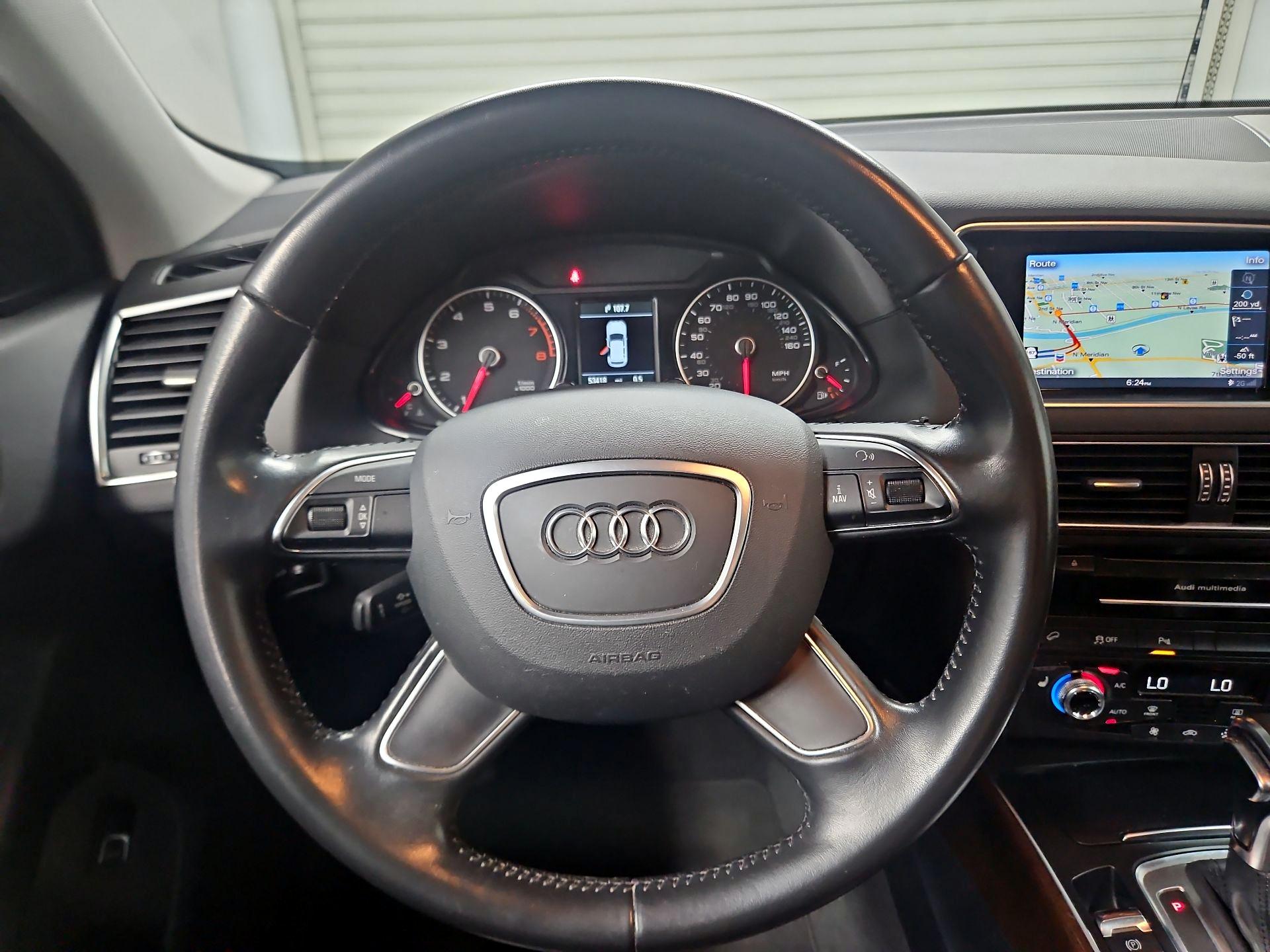 Thumbnail: 2015 Audi Q5 - 10