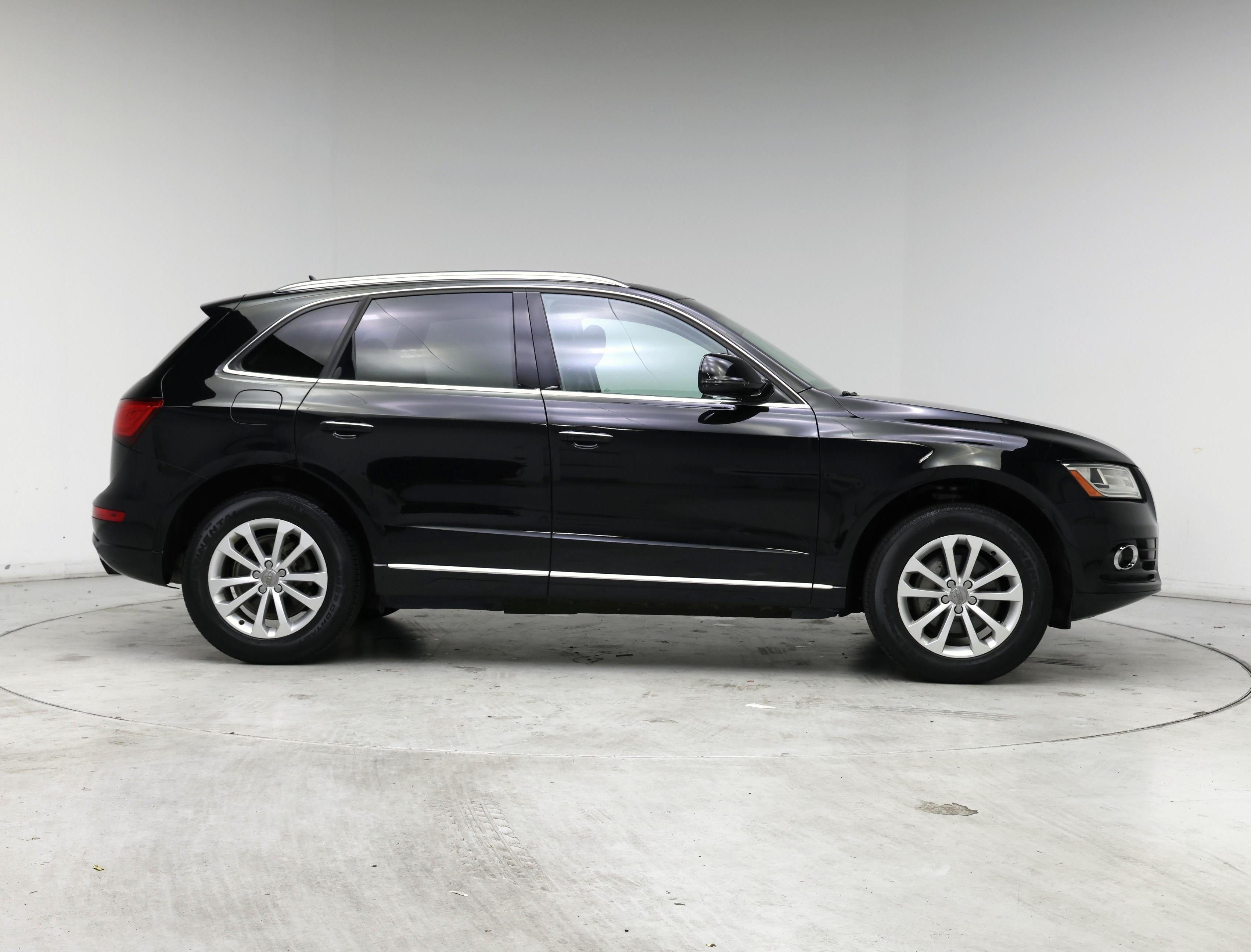 Thumbnail: 2015 Audi Q5 - 7