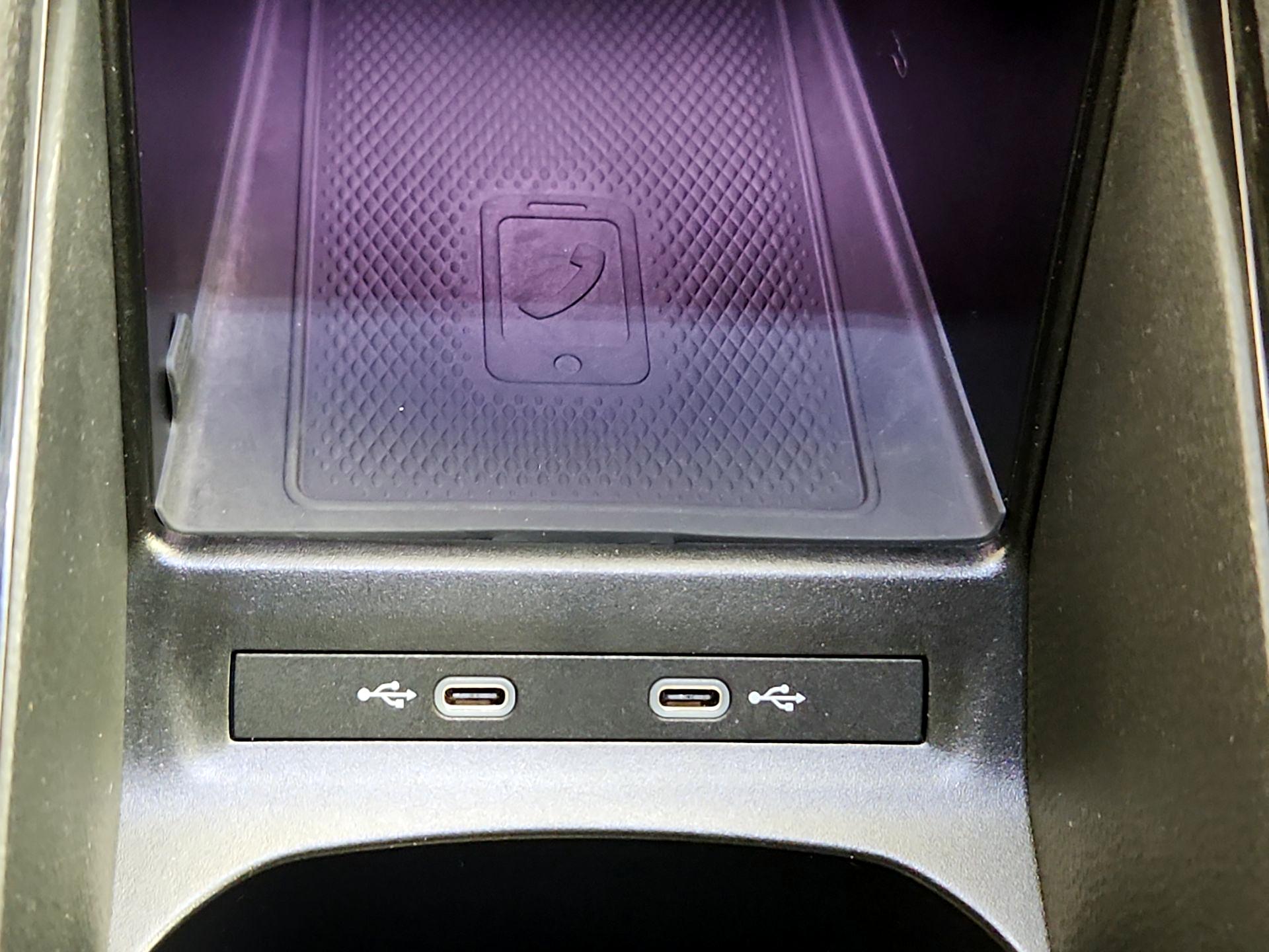 Thumbnail: 2021 Volkswagen ID.4 - 19