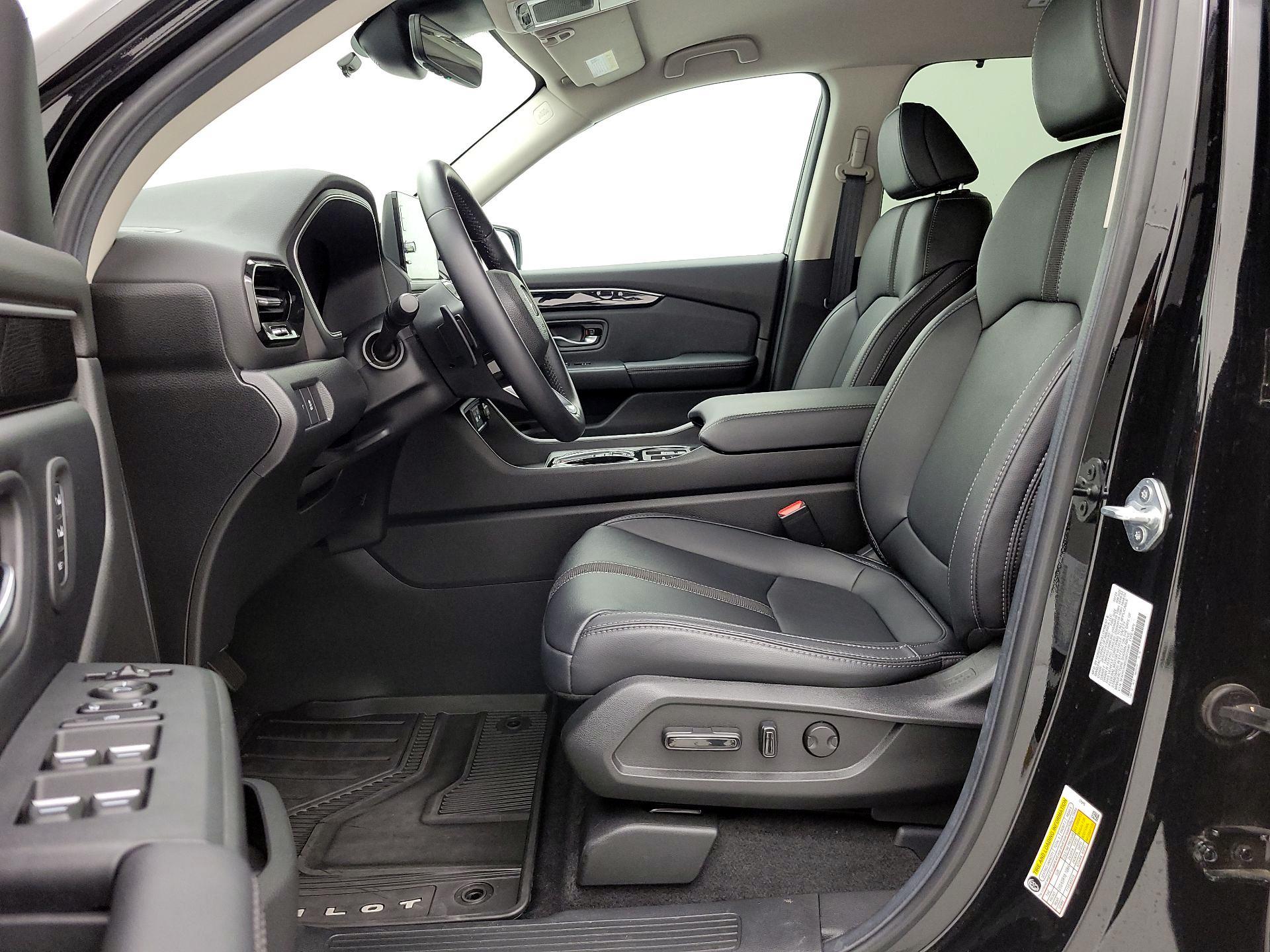 Thumbnail: 2025 Honda Pilot - 11