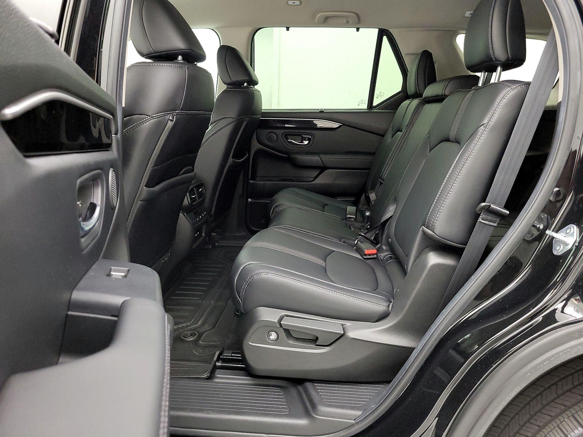 Thumbnail: 2025 Honda Pilot - 19