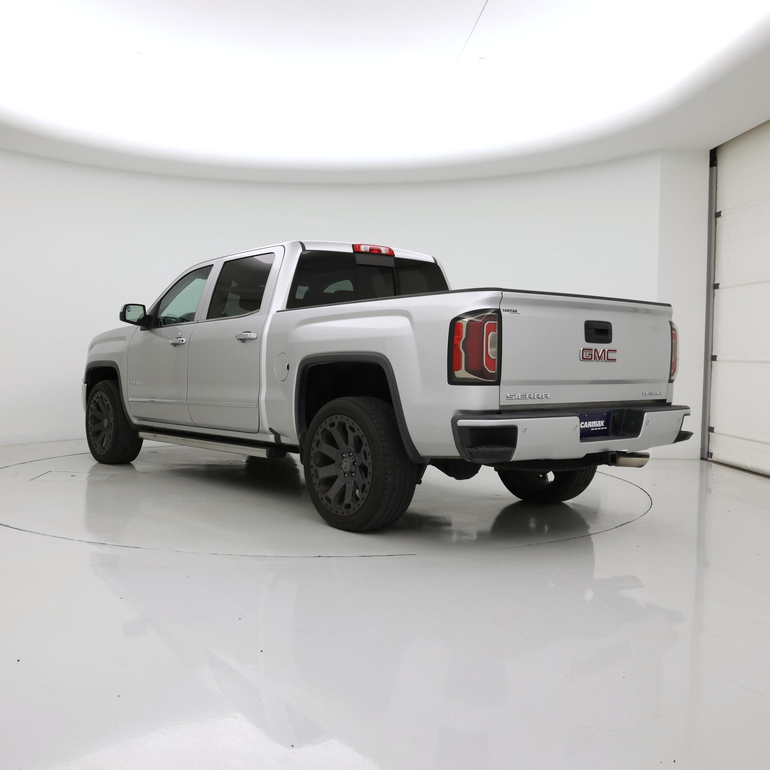 Thumbnail: 2018 GMC Sierra 1500 - 2