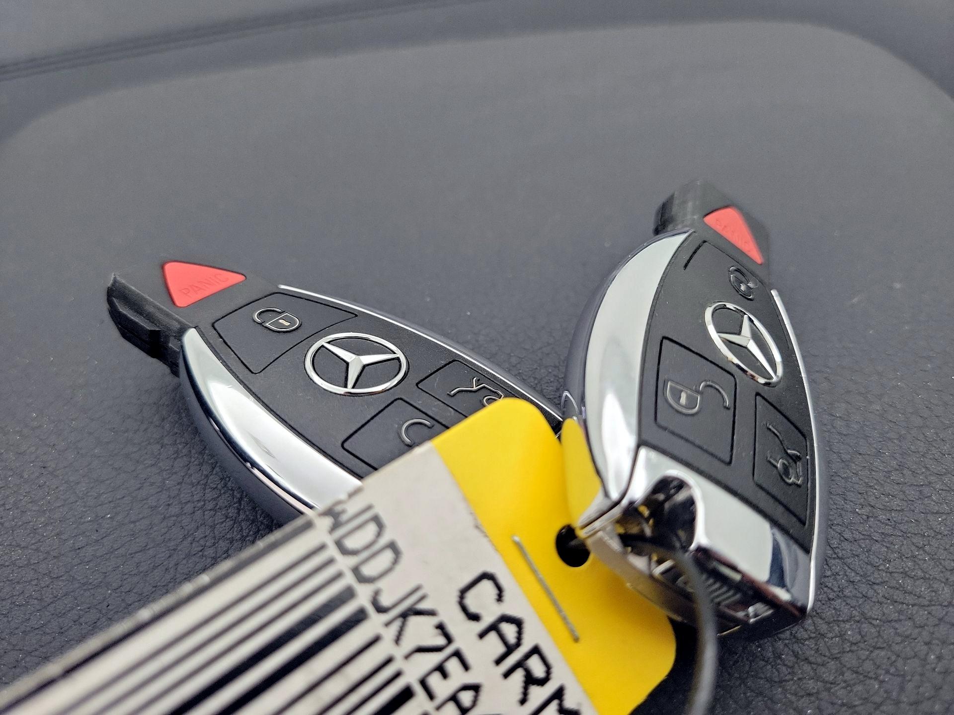 Thumbnail: 2016 Mercedes-Benz SL-Class - 20