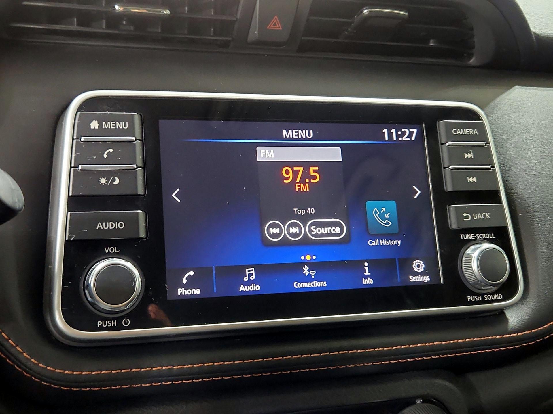 Thumbnail: 2019 Nissan Kicks - 15