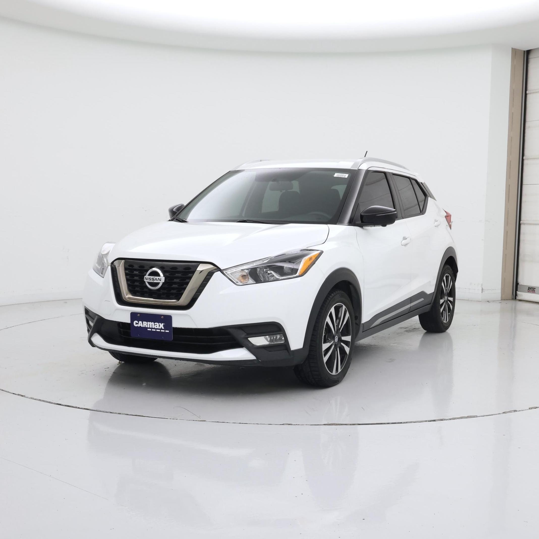 Thumbnail: 2019 Nissan Kicks - 4