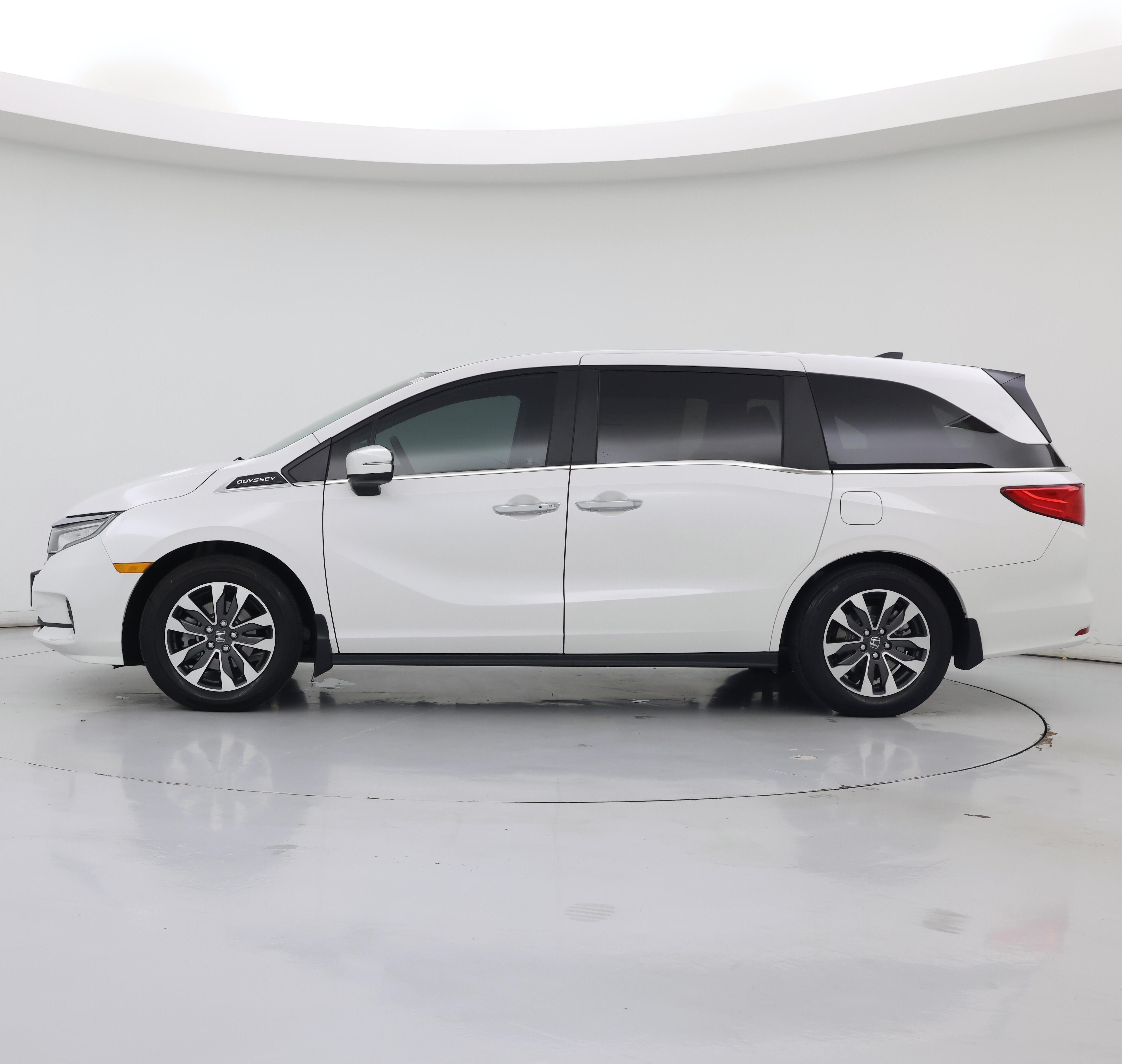 Thumbnail: 2024 Honda Odyssey - 3