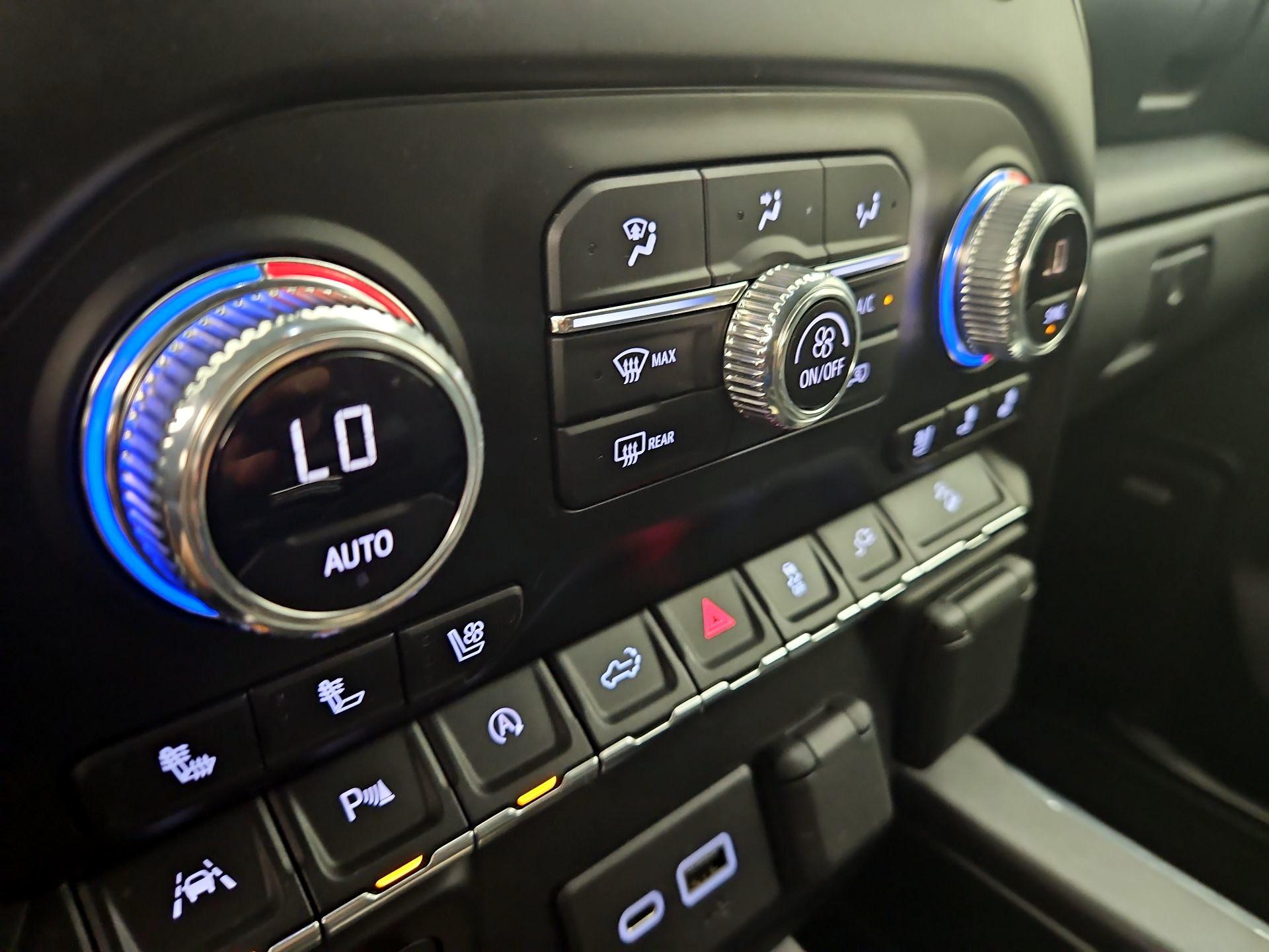 Thumbnail: 2021 GMC Sierra 1500 - 16