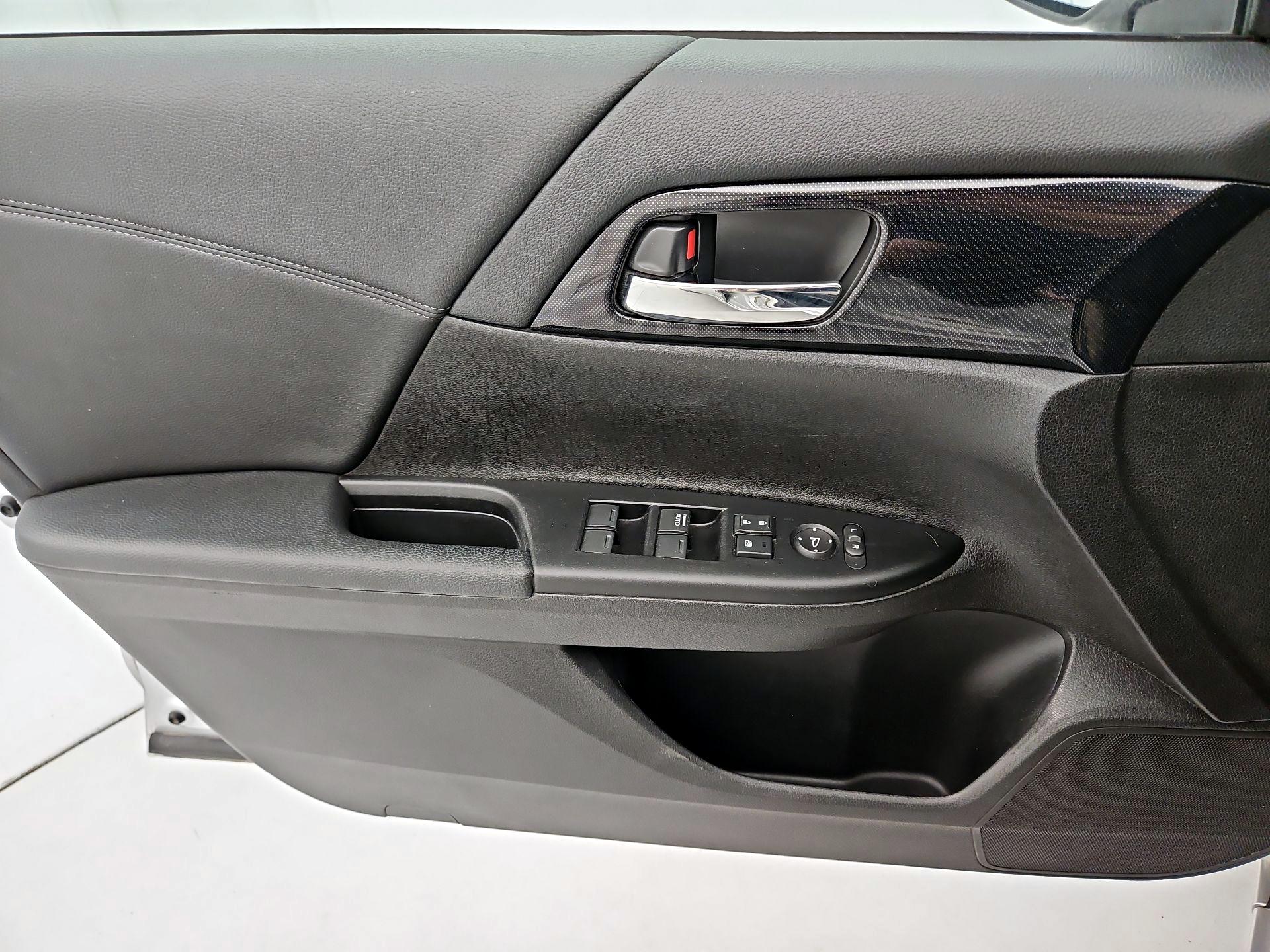 Thumbnail: 2014 Honda Accord - 12