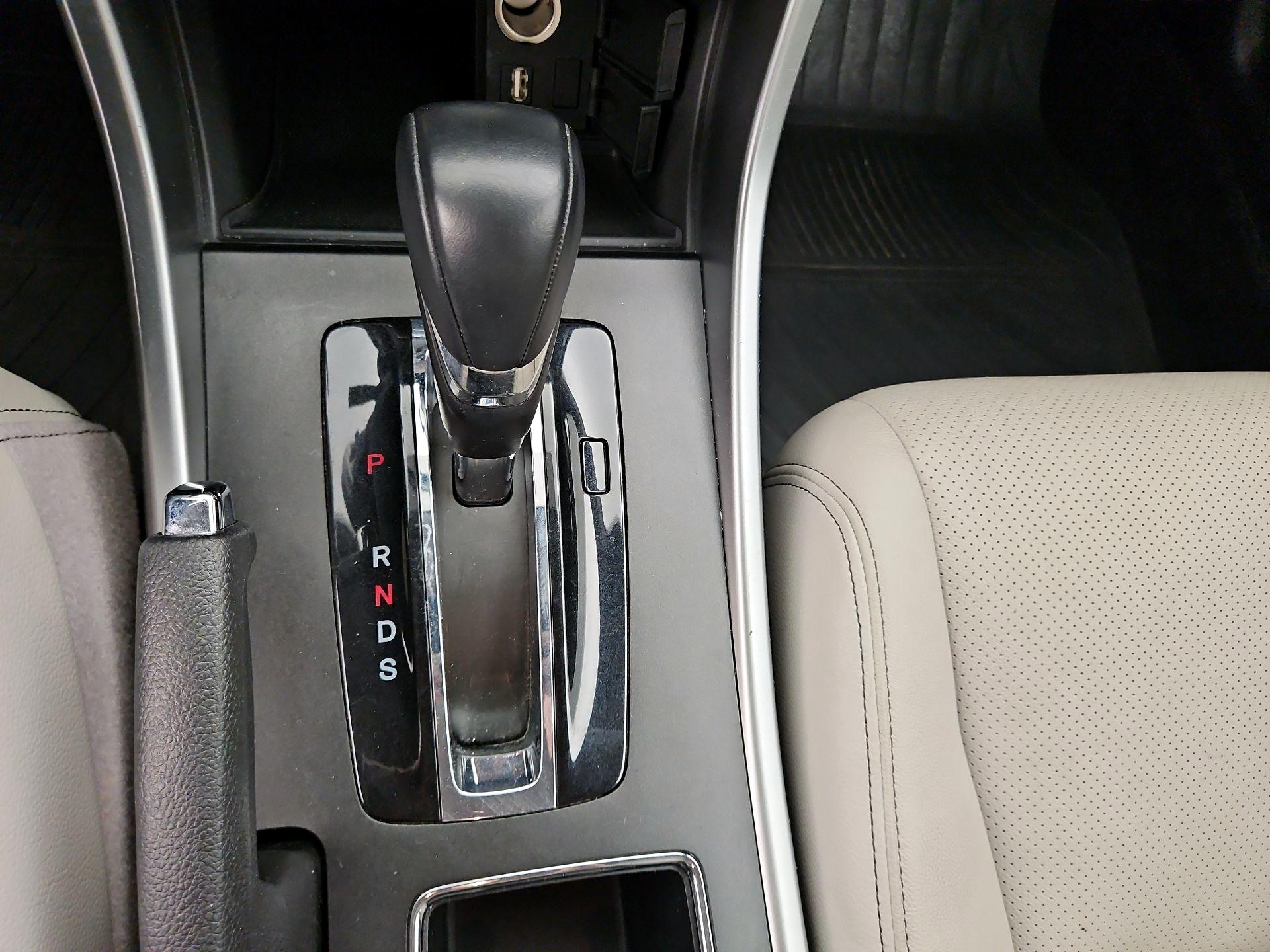 Thumbnail: 2014 Honda Accord - 17