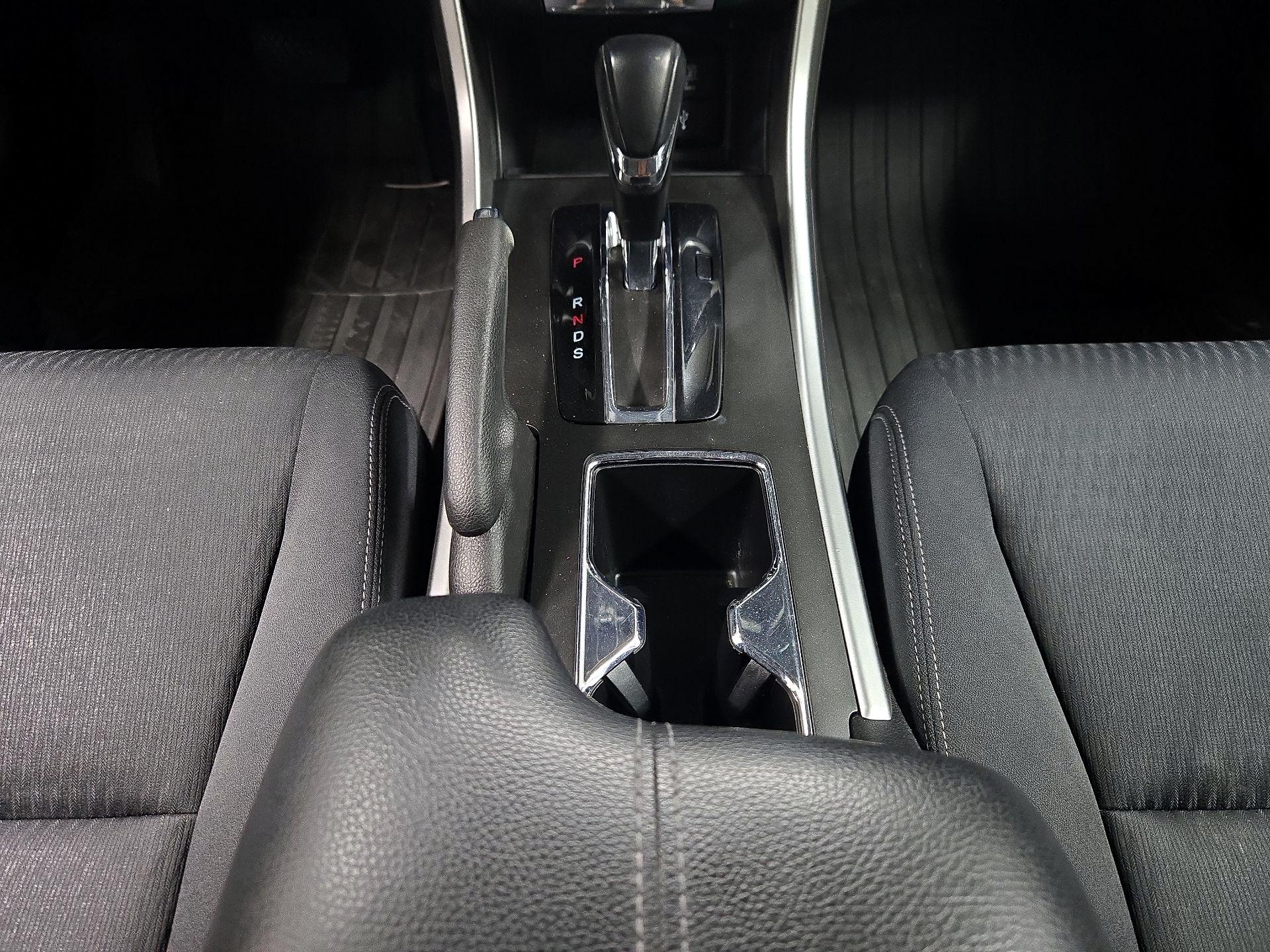 Thumbnail: 2015 Honda Accord - 17