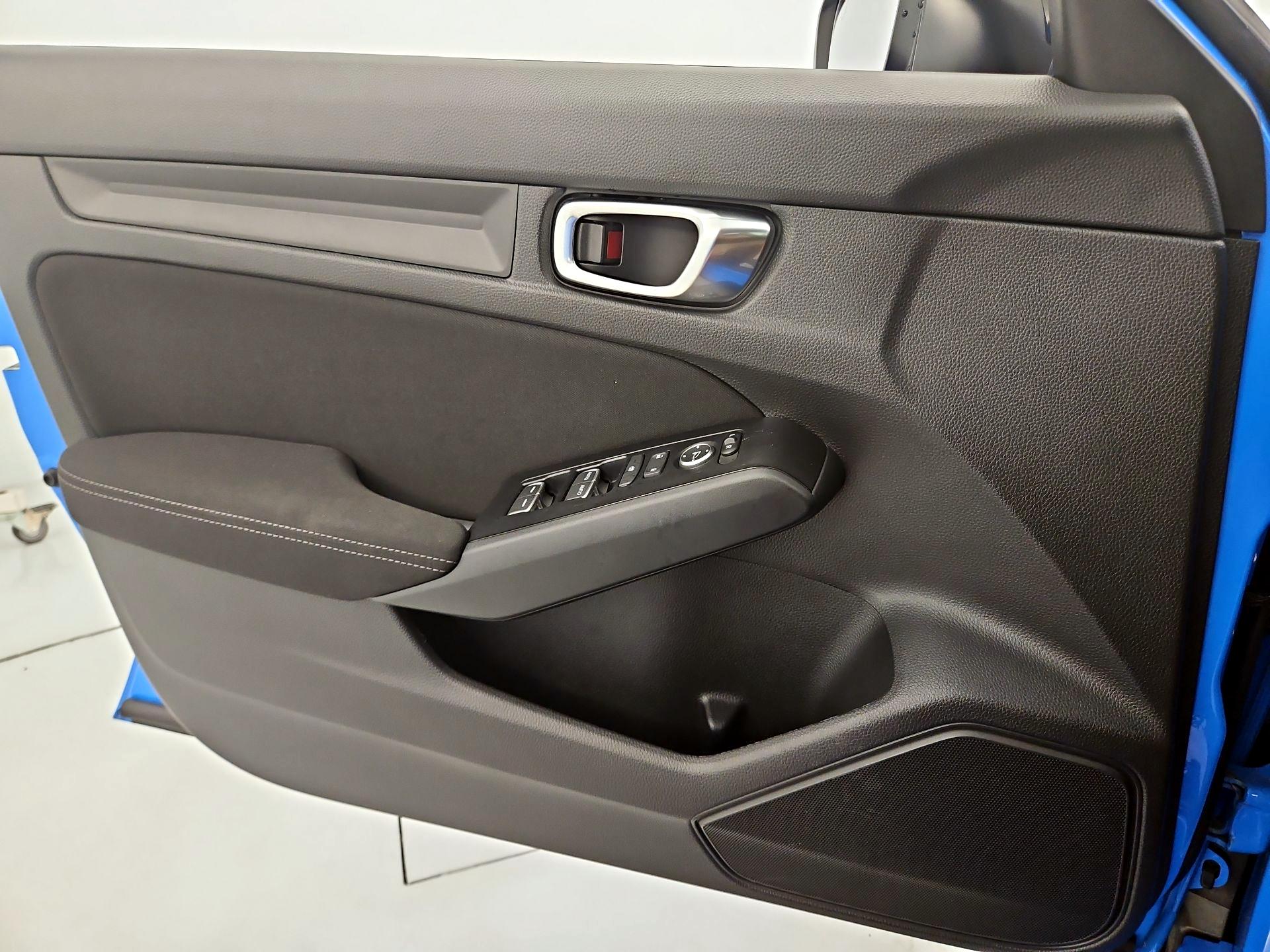 Thumbnail: 2025 Honda Civic - 12