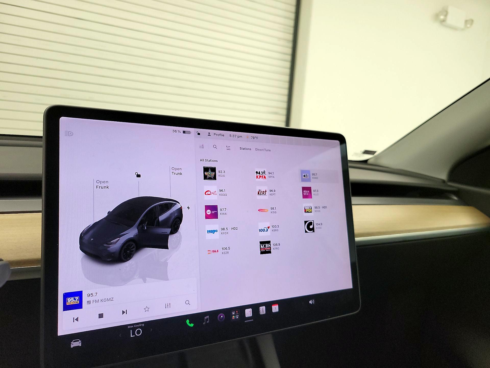 Thumbnail: 2022 Tesla Model Y - 15