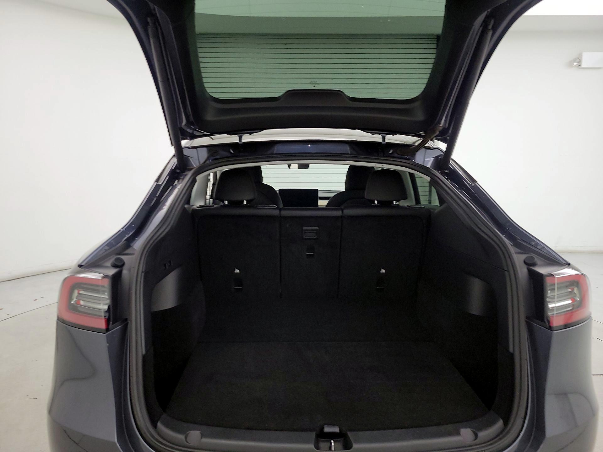 Thumbnail: 2022 Tesla Model Y - 20
