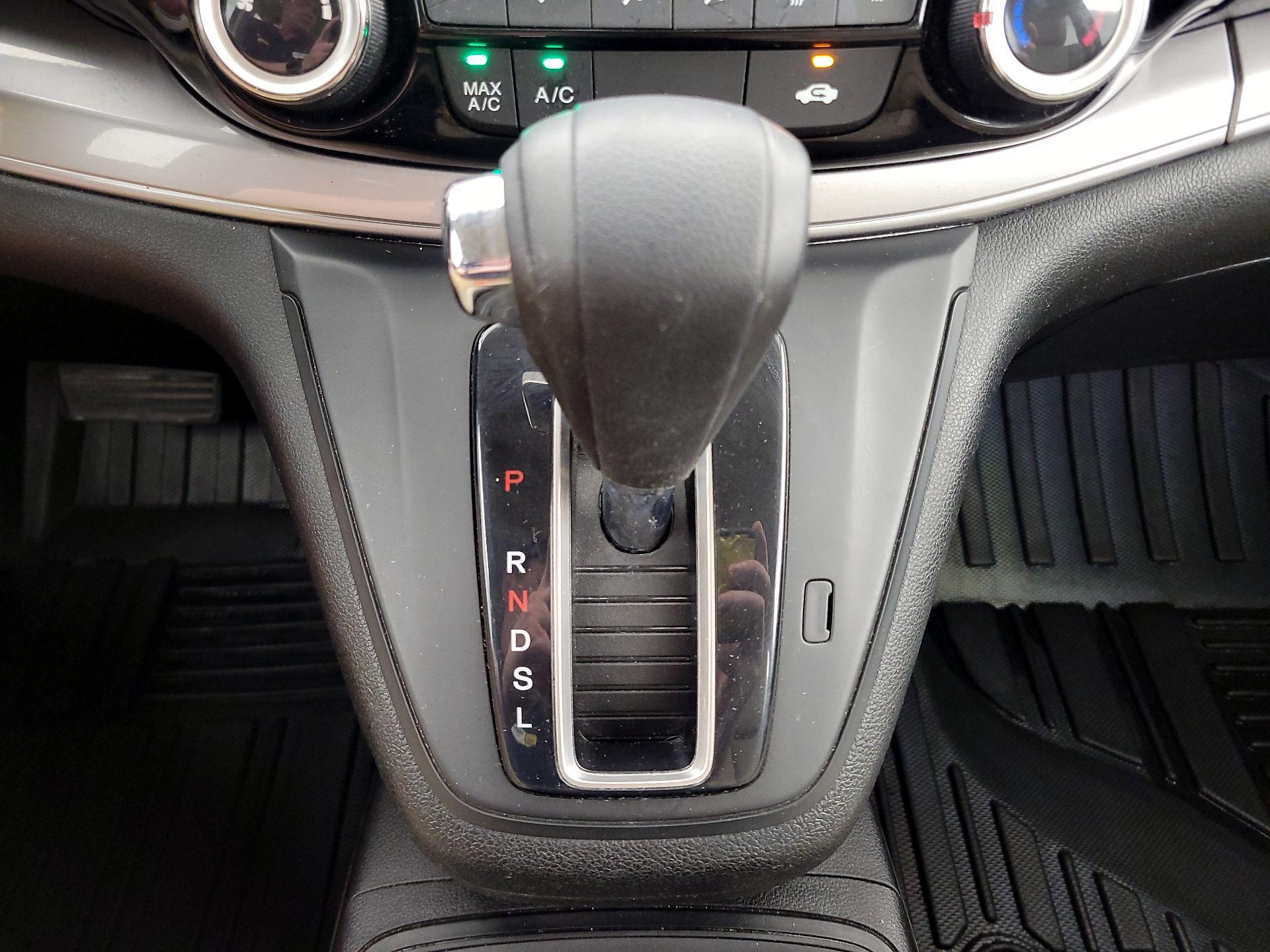 Thumbnail: 2015 Honda CR-V - 17