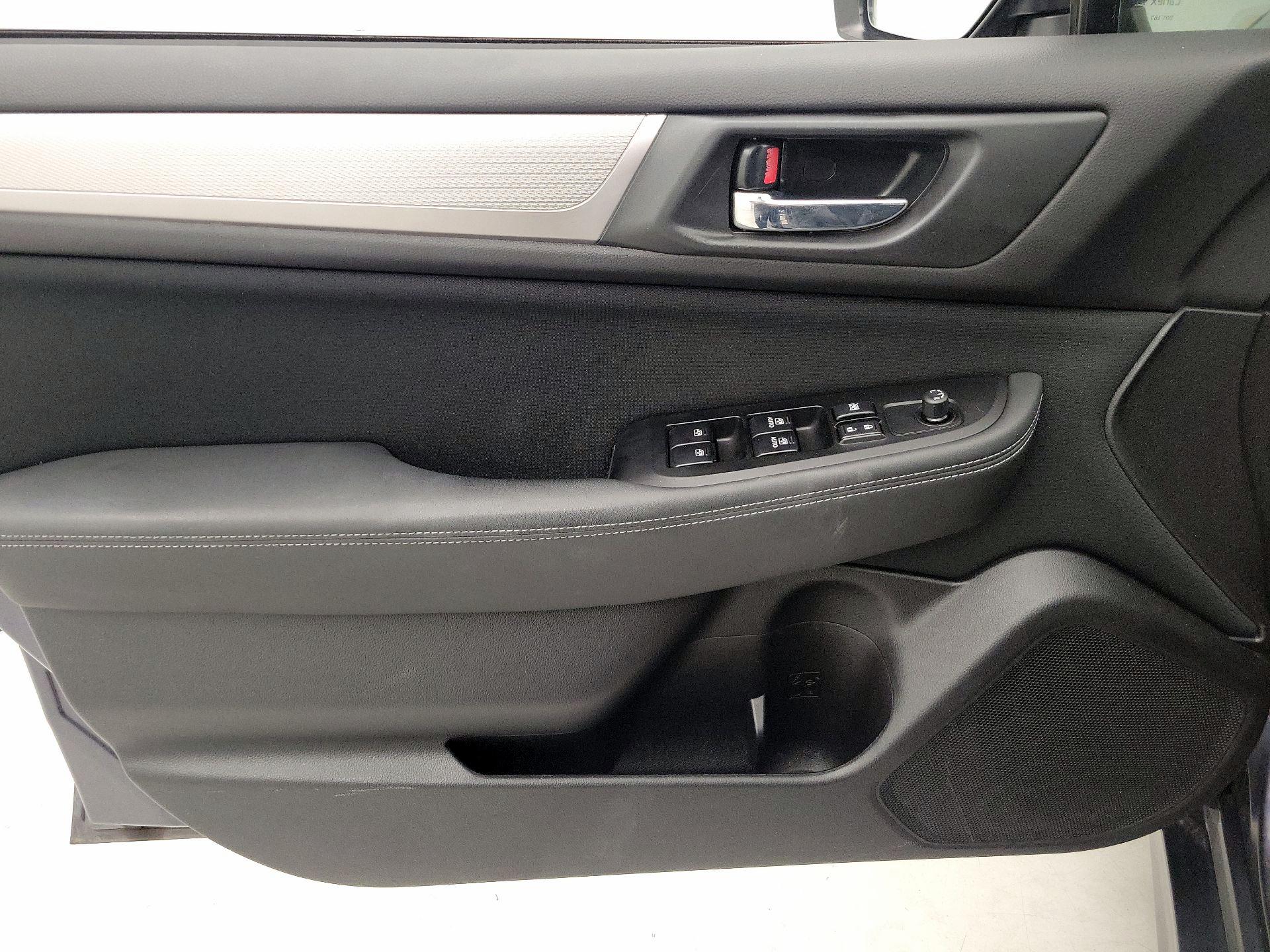 Thumbnail: 2016 Subaru Legacy - 12