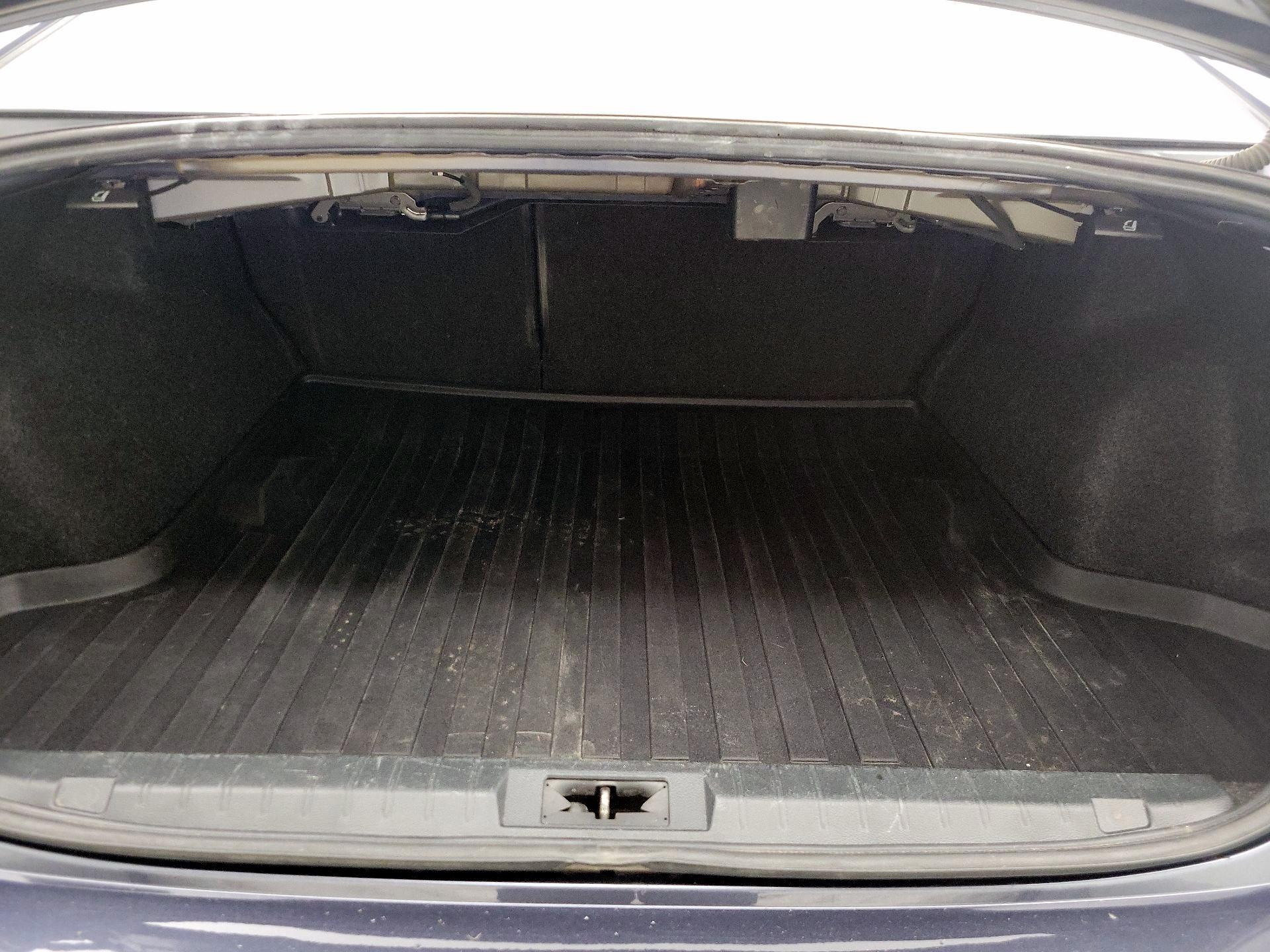 Thumbnail: 2016 Subaru Legacy - 20