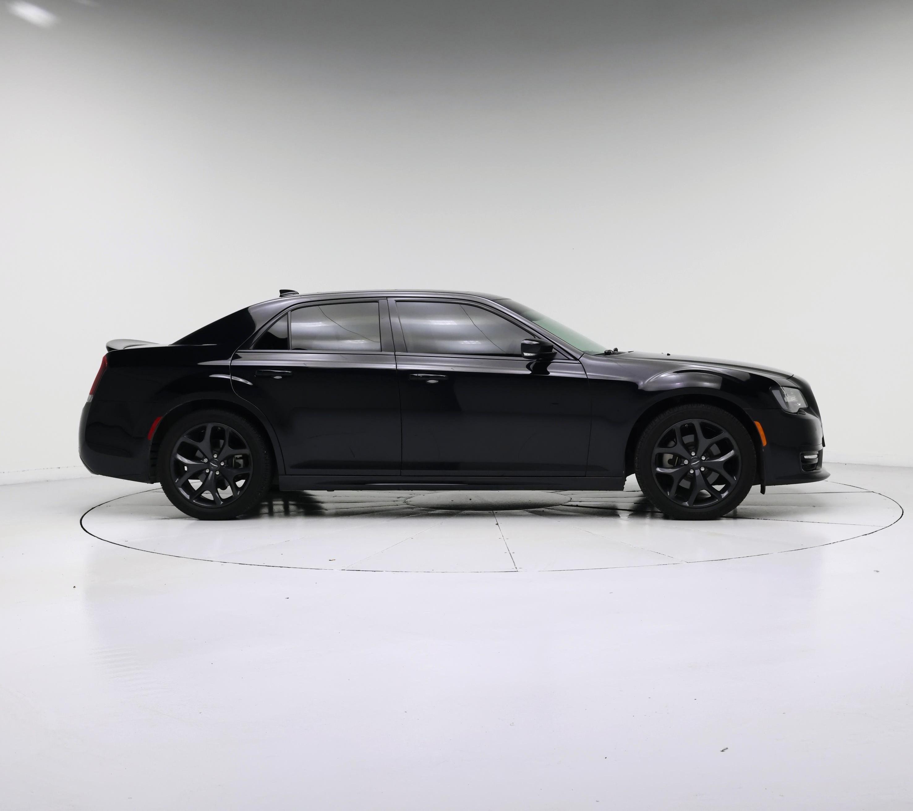 Thumbnail: 2022 Chrysler 300 - 7