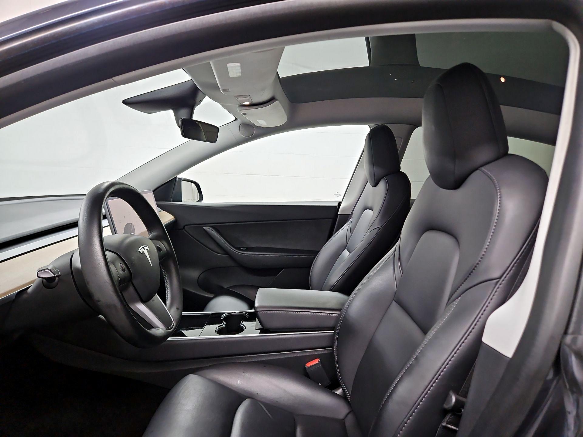 Thumbnail: 2020 Tesla Model Y - 19