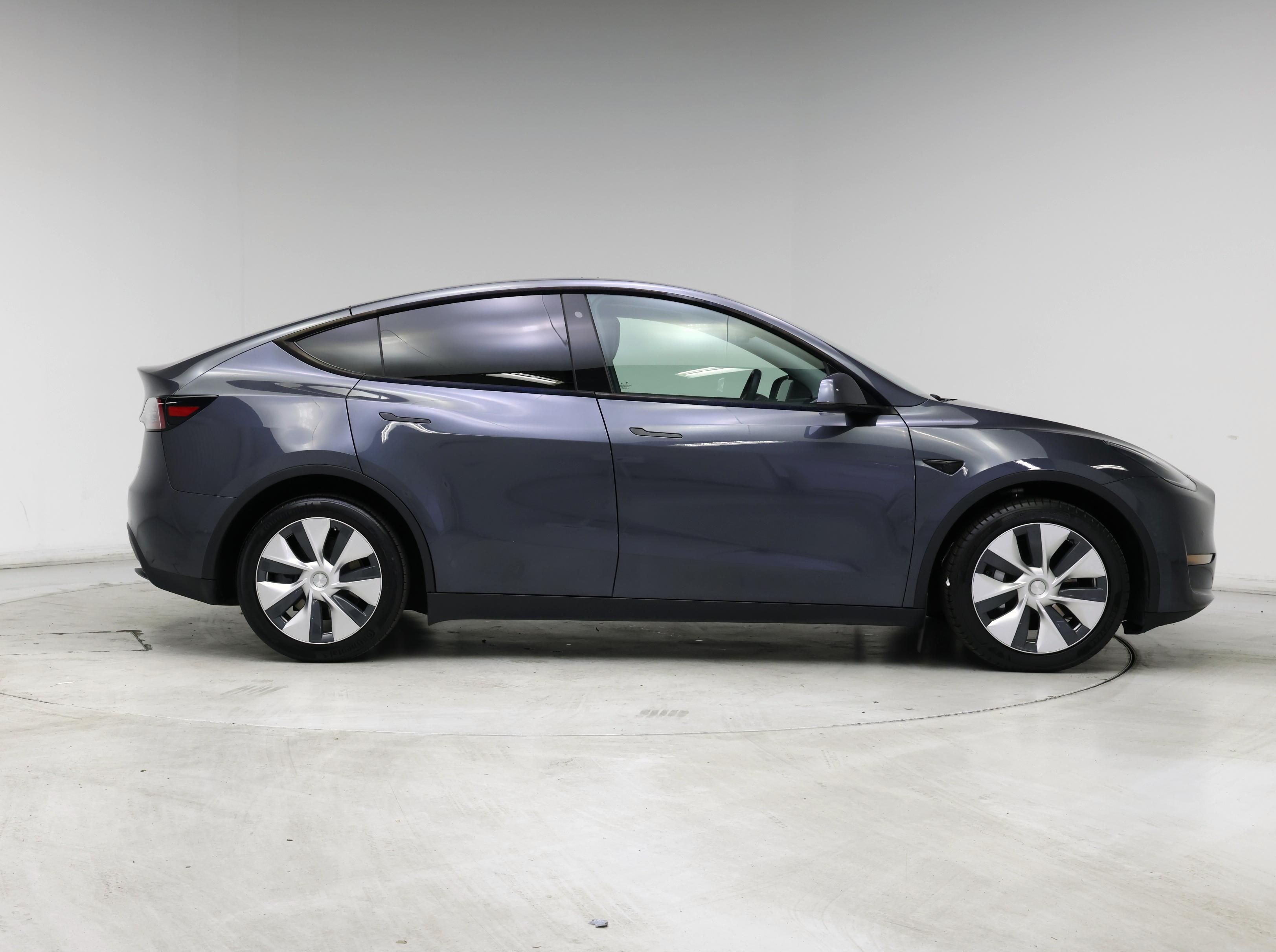 Thumbnail: 2020 Tesla Model Y - 7
