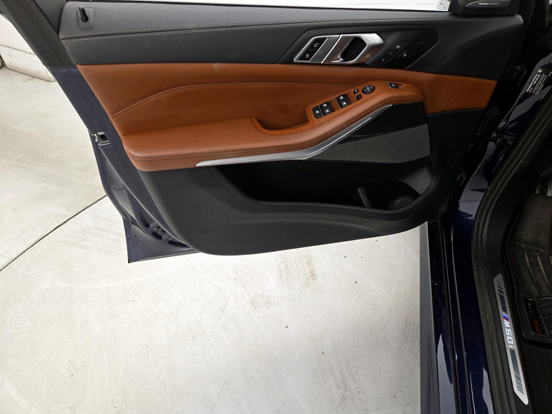 Thumbnail: 2022 BMW X5 - 12