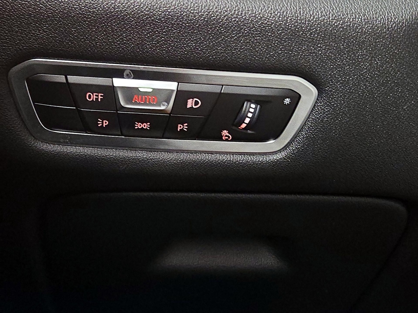 2022 BMW X5 M50i - Photo 14