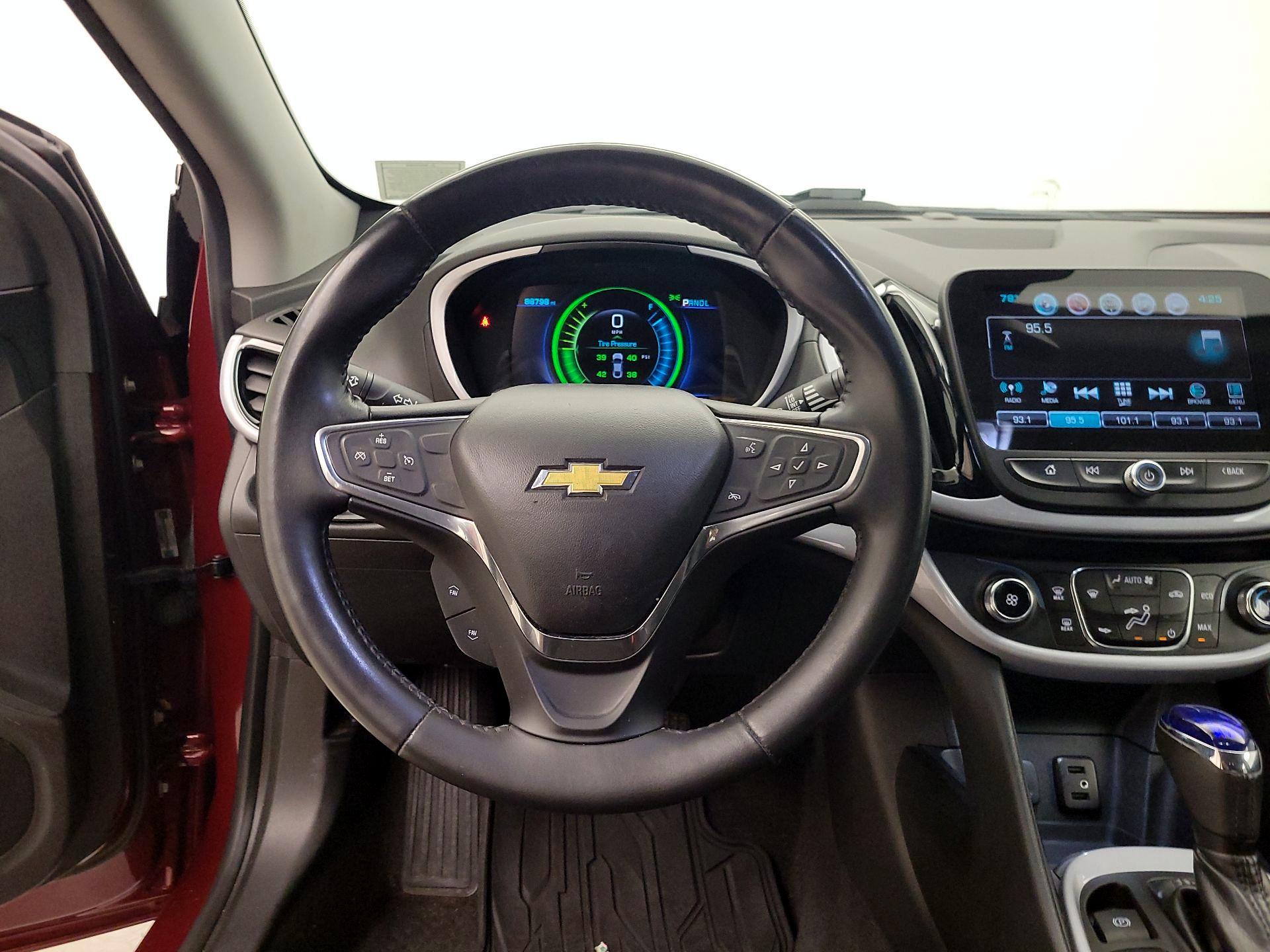 Thumbnail: 2017 Chevrolet Volt - 10