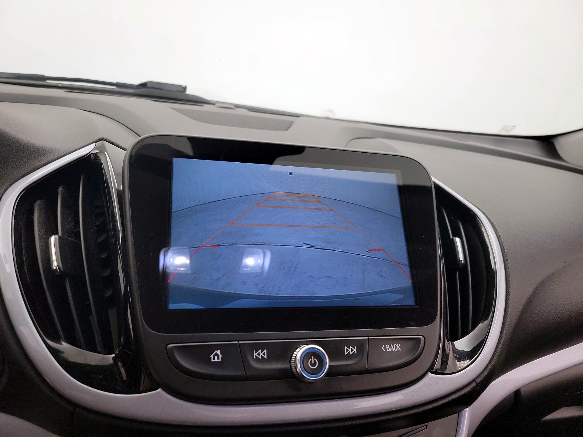 Thumbnail: 2017 Chevrolet Volt - 14
