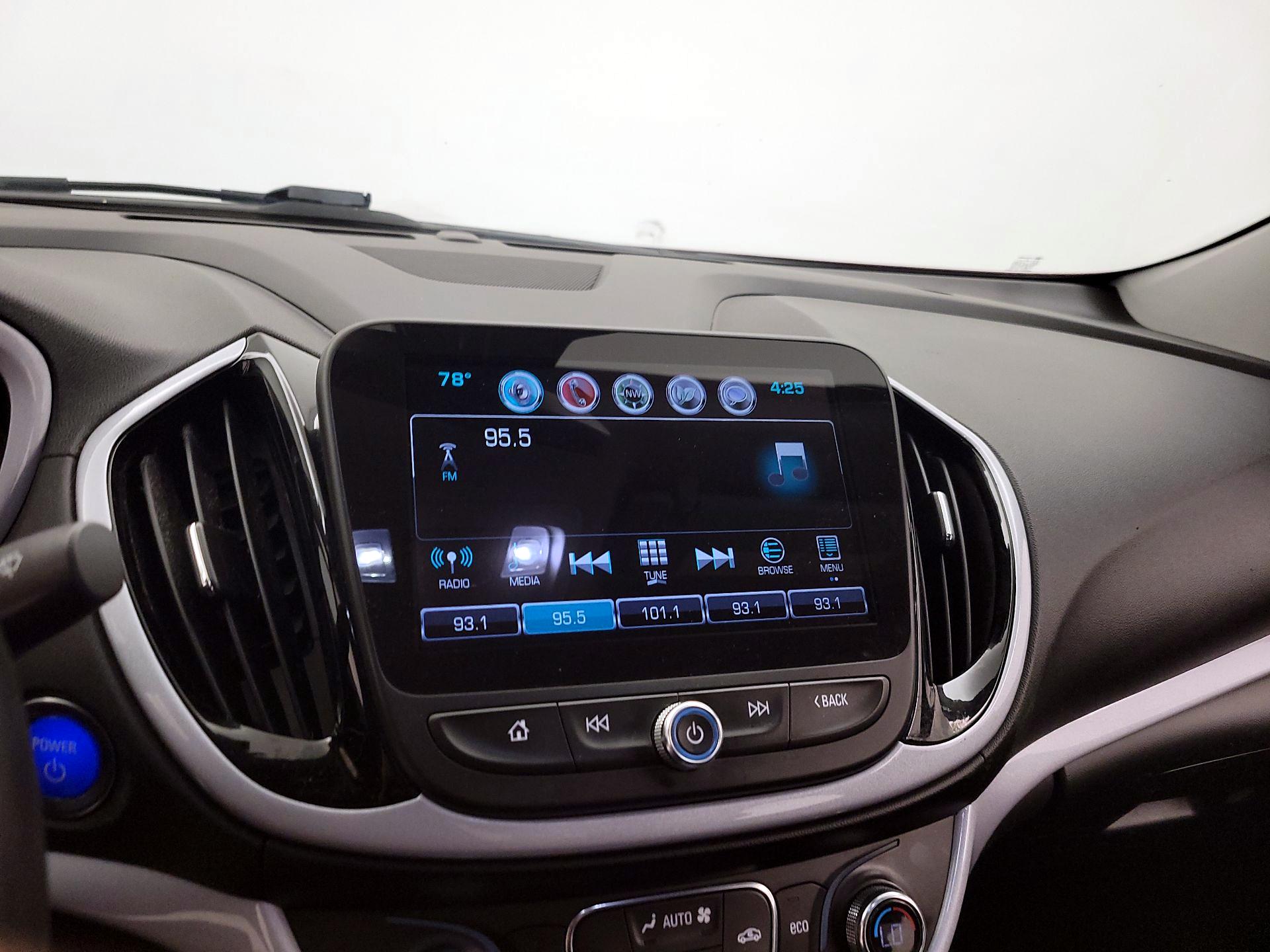Thumbnail: 2017 Chevrolet Volt - 15