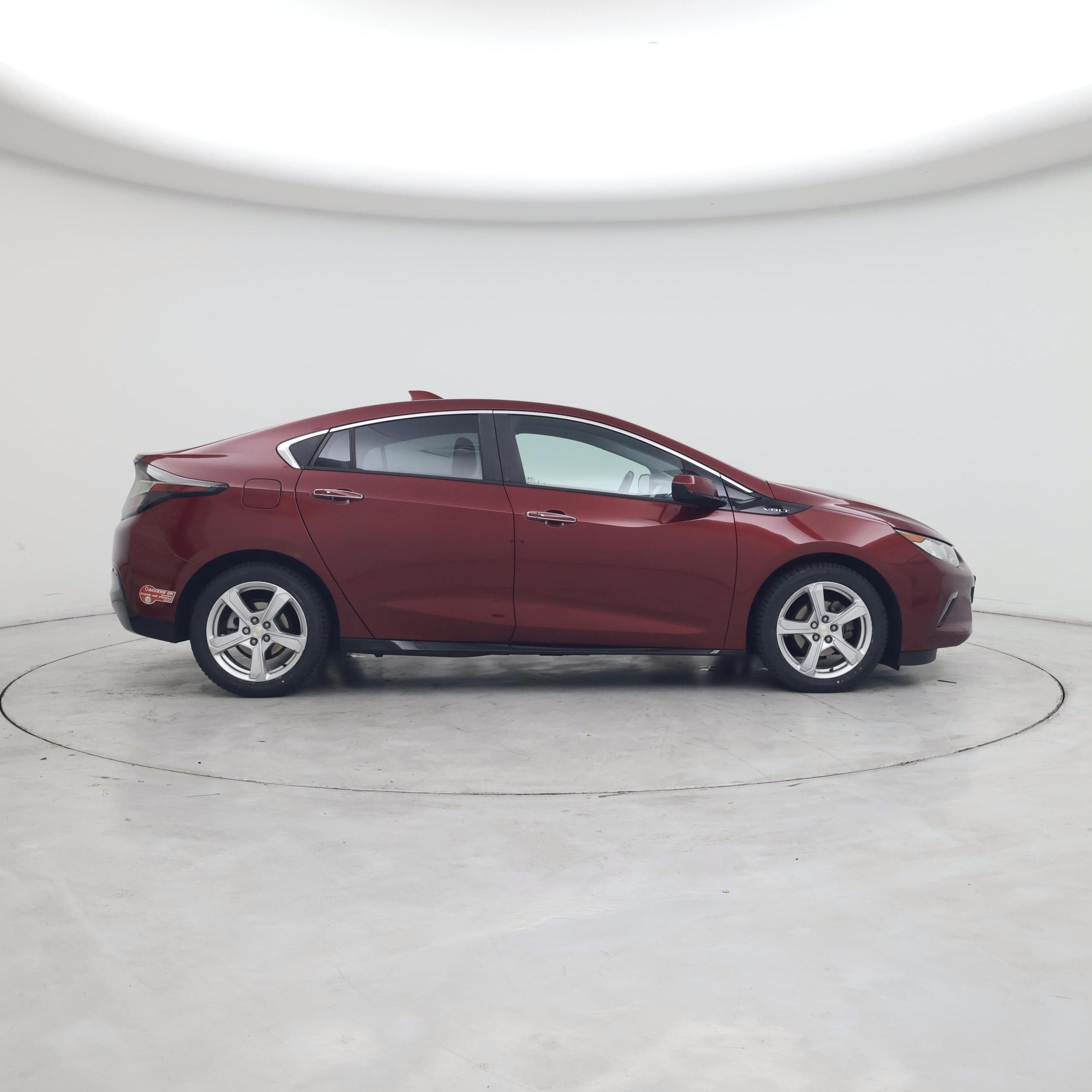 Thumbnail: 2017 Chevrolet Volt - 7