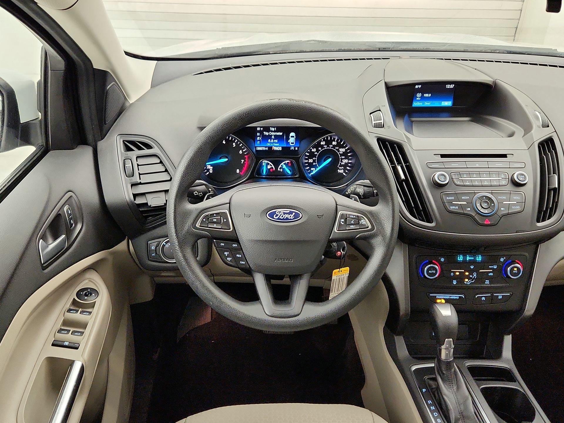 Thumbnail: 2017 Ford Escape - 10