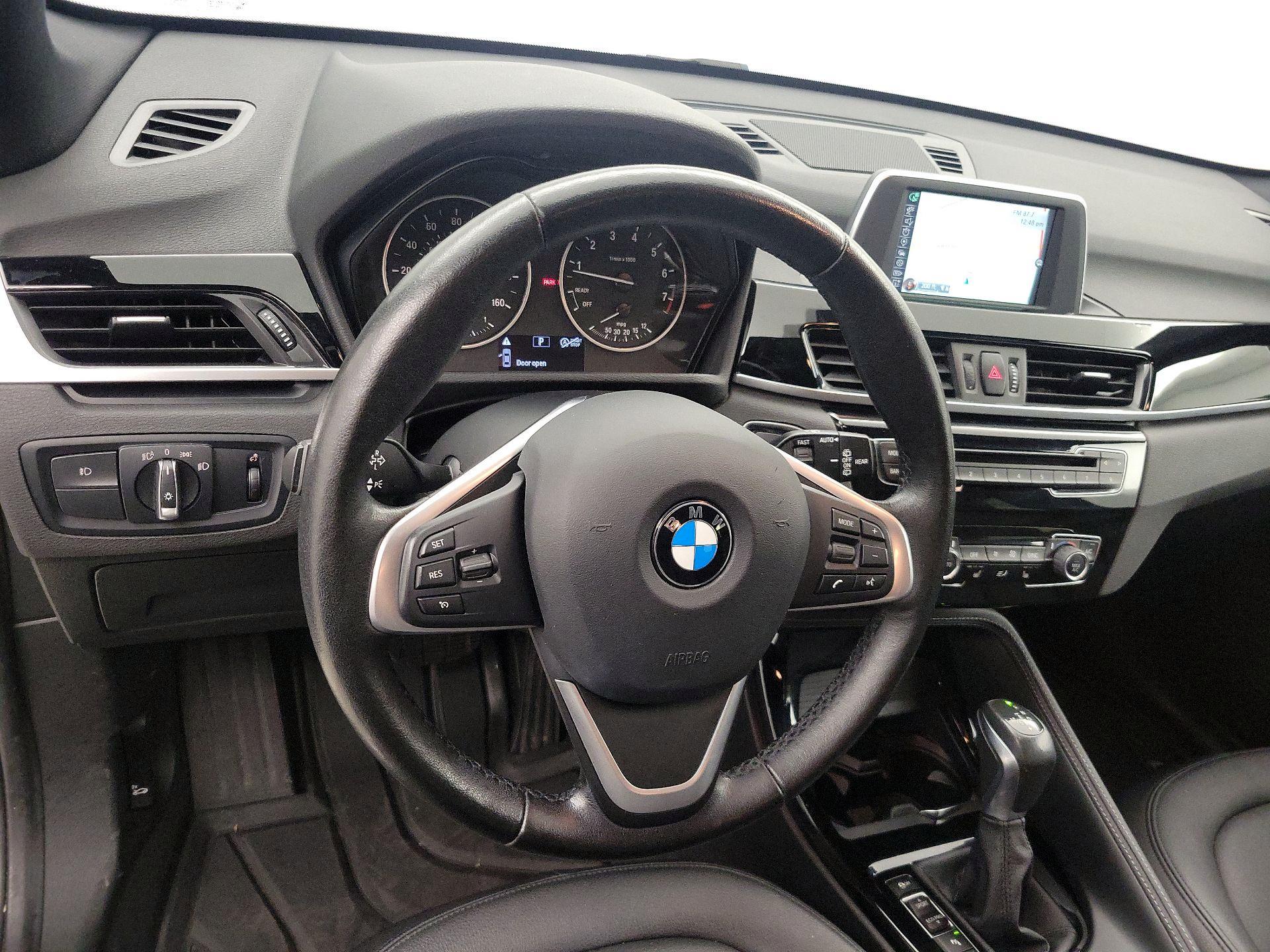 Thumbnail: 2016 BMW X1 - 10