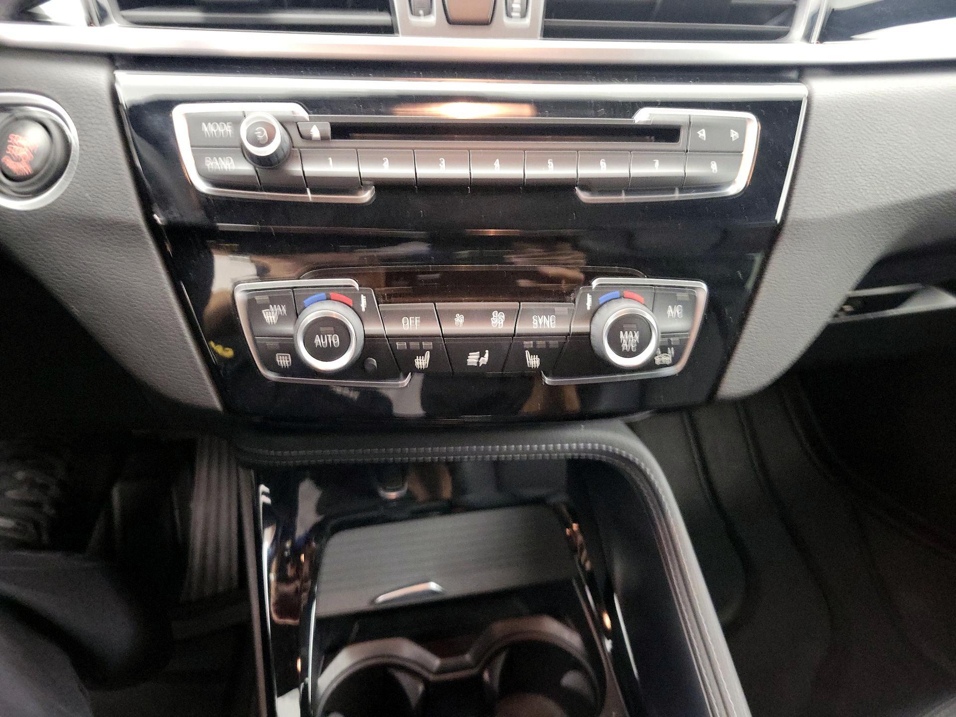 Thumbnail: 2016 BMW X1 - 17