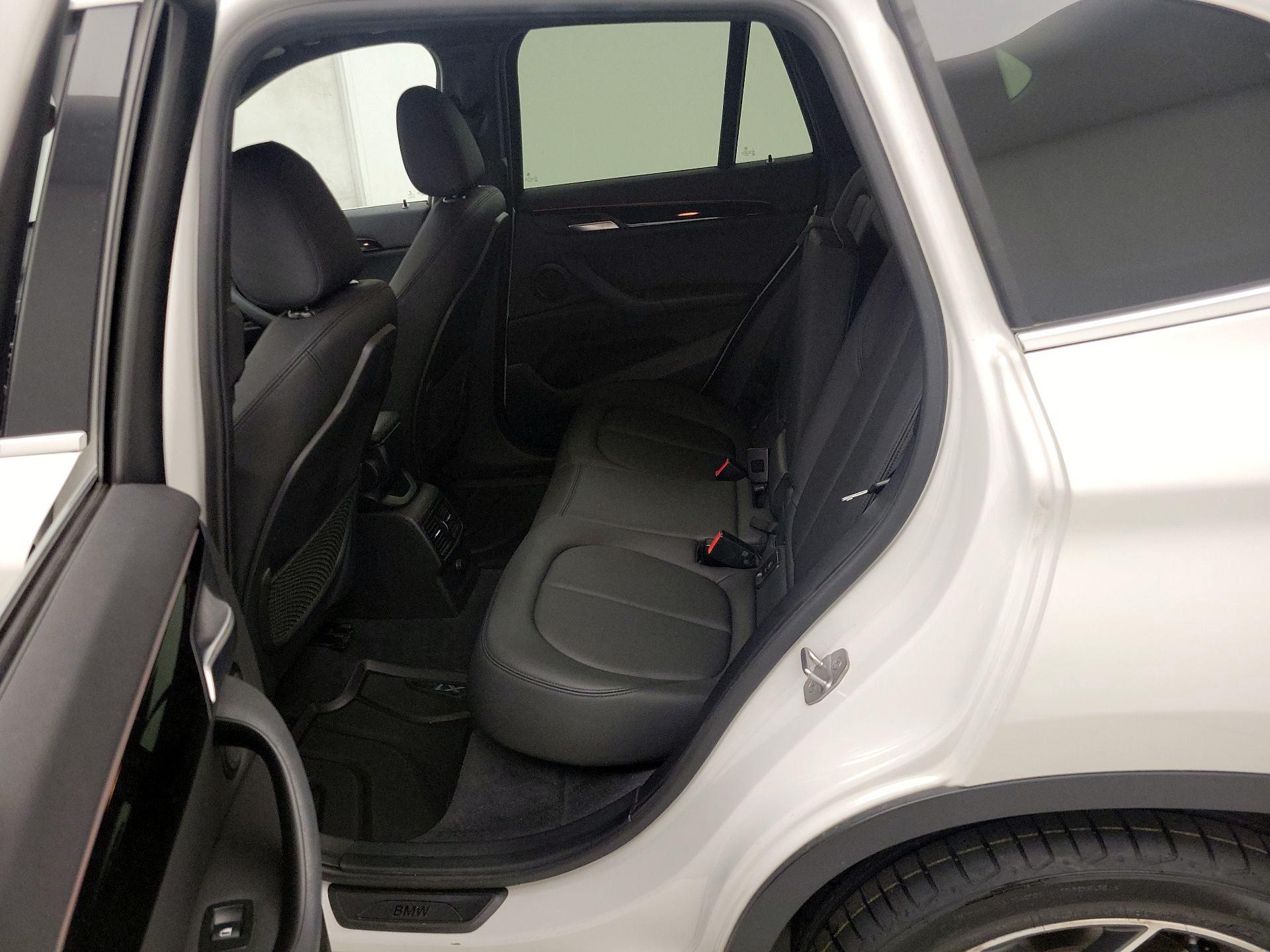 Thumbnail: 2016 BMW X1 - 19