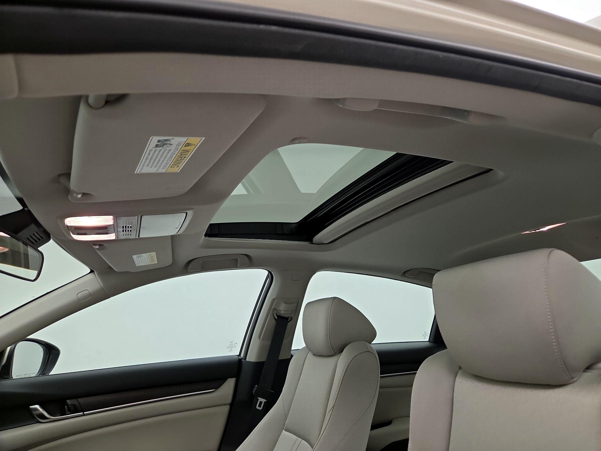 Thumbnail: 2020 Honda Accord - 19