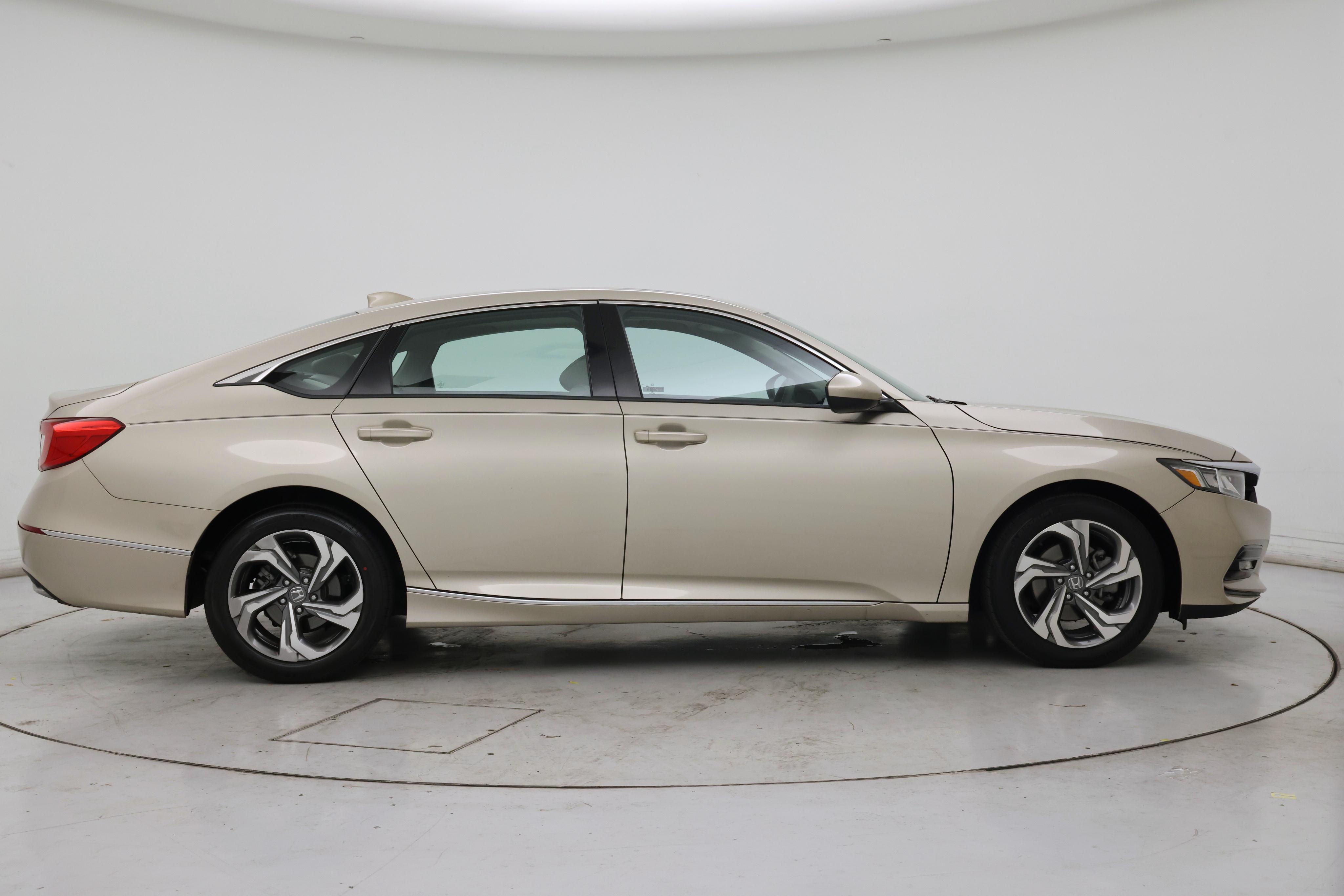 Thumbnail: 2020 Honda Accord - 7