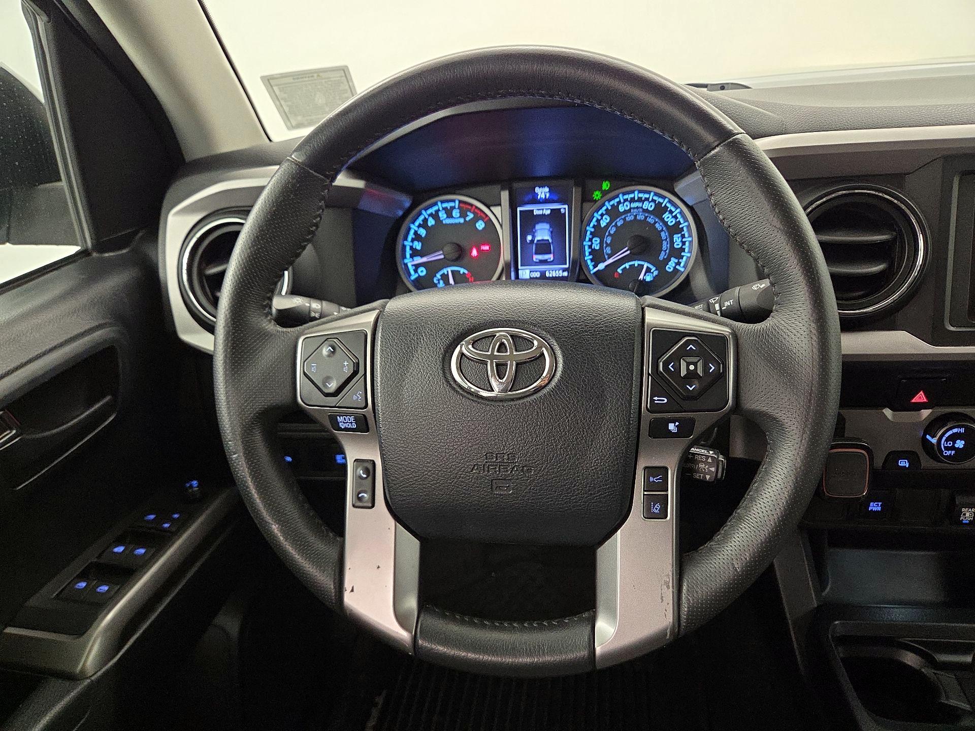 Thumbnail: 2019 Toyota Tacoma - 10