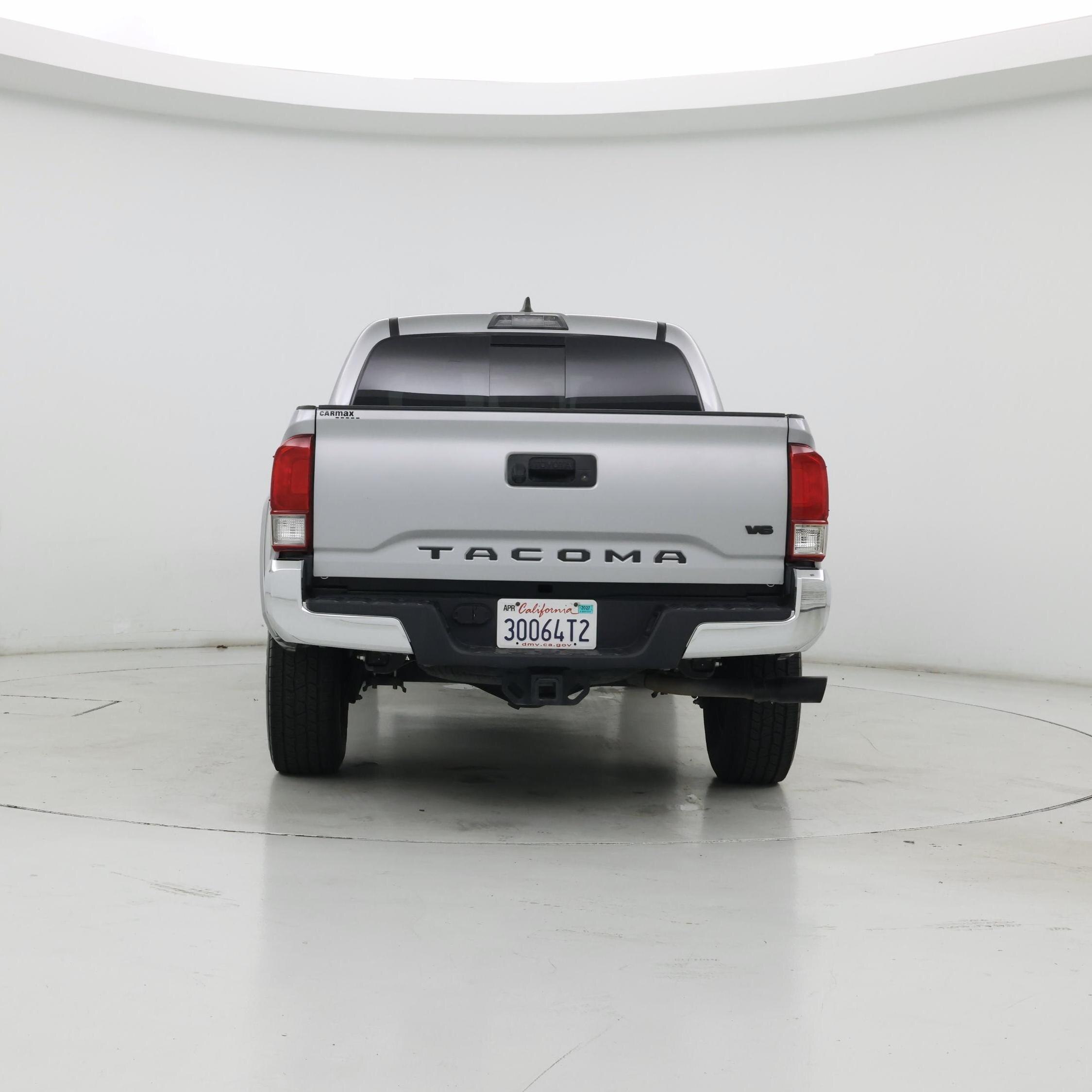 Thumbnail: 2019 Toyota Tacoma - 6