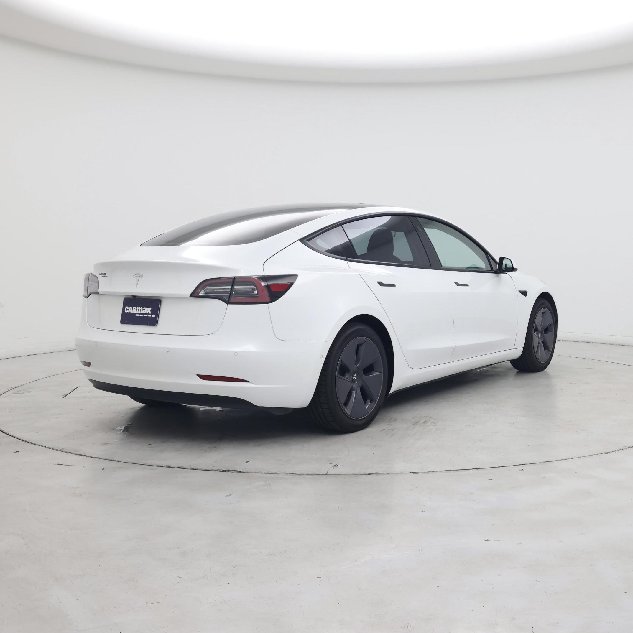 Thumbnail: 2021 Tesla Model 3 - 8