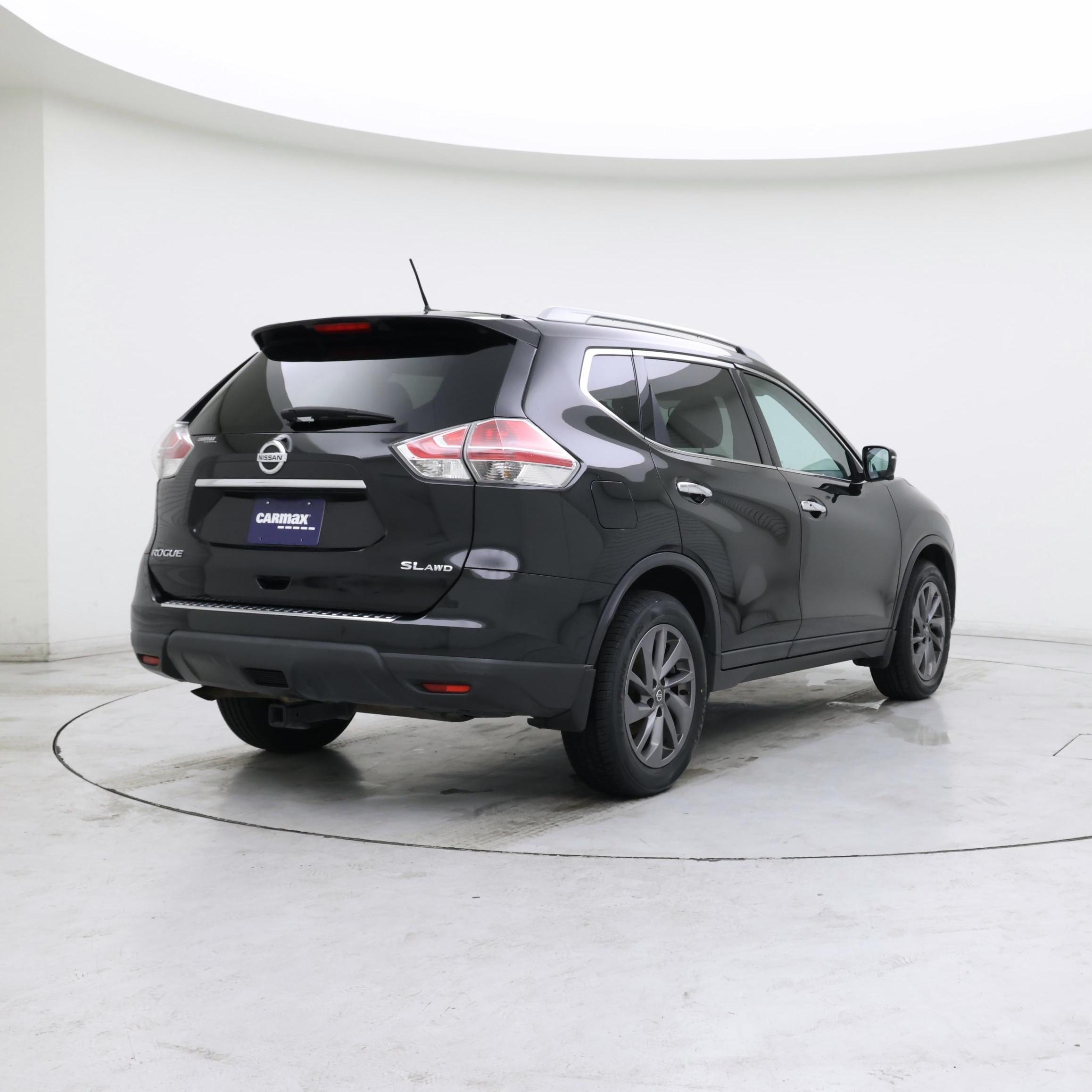 Thumbnail: 2016 Nissan Rogue - 8