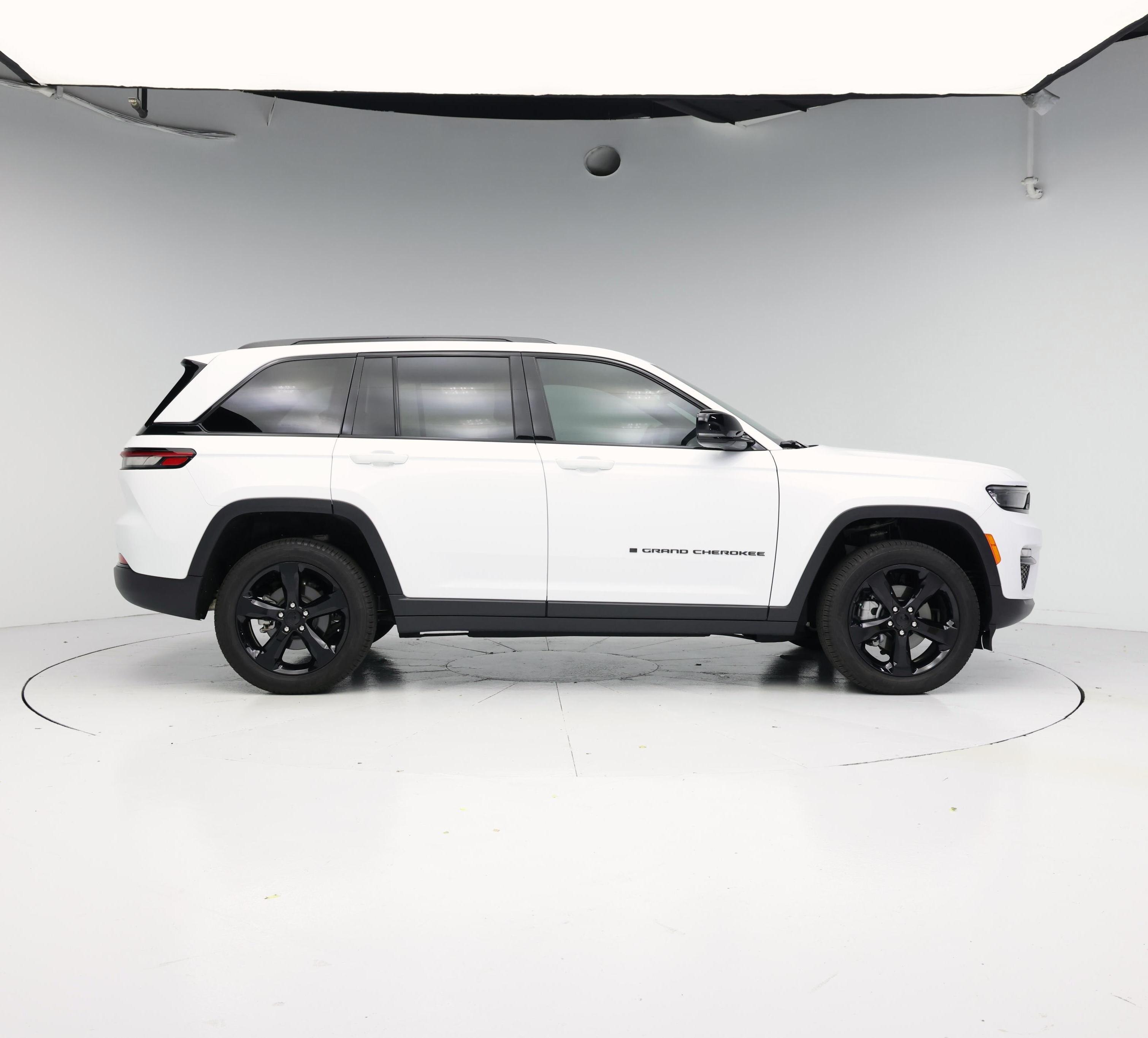 Thumbnail: 2025 Jeep Grand Cherokee - 7