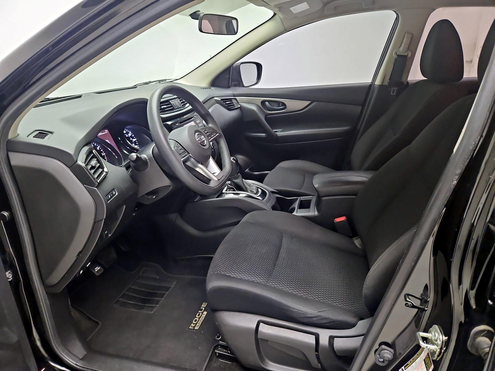 Thumbnail: 2018 Nissan Rogue Sport - 11