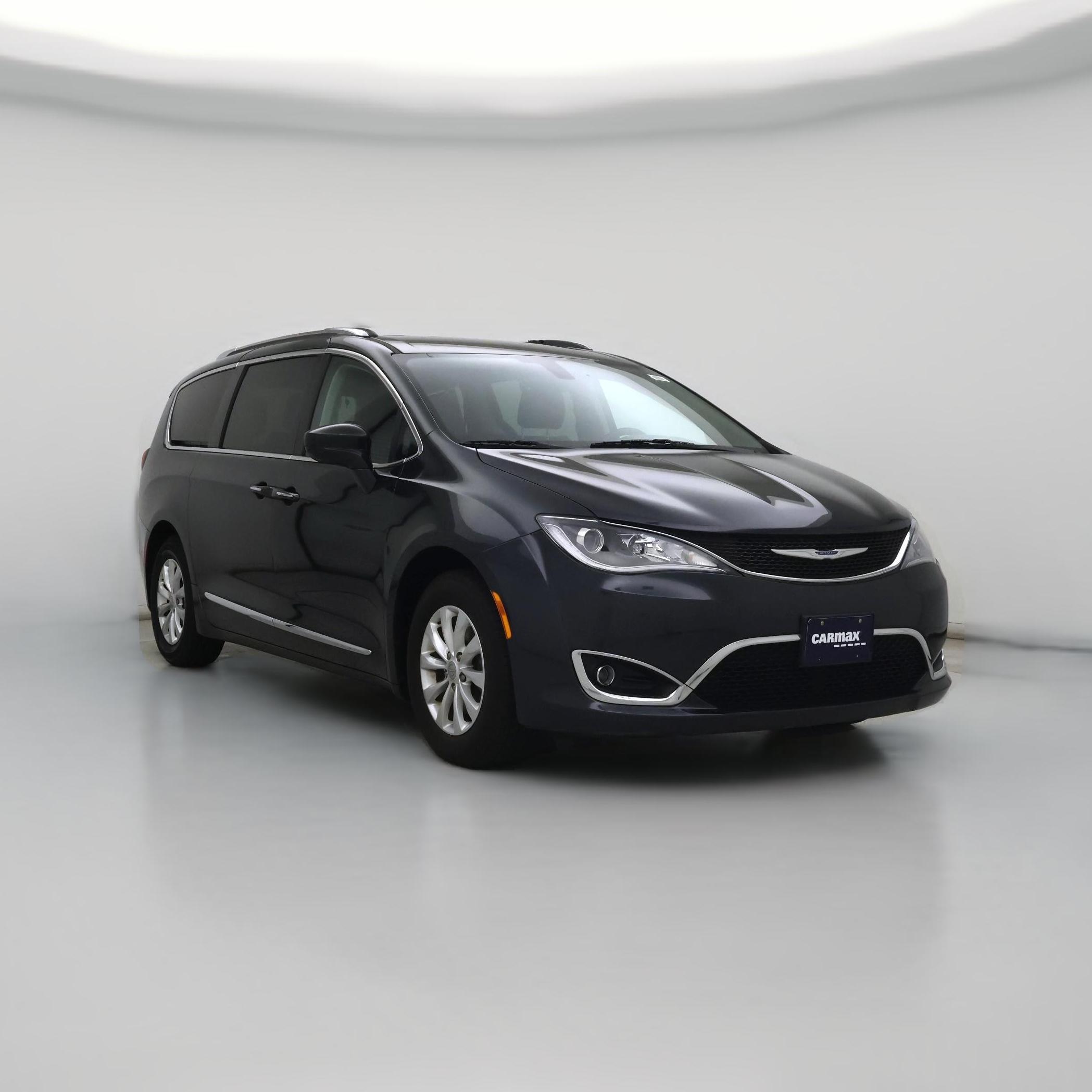 Thumbnail: 2019 Chrysler Pacifica - 1