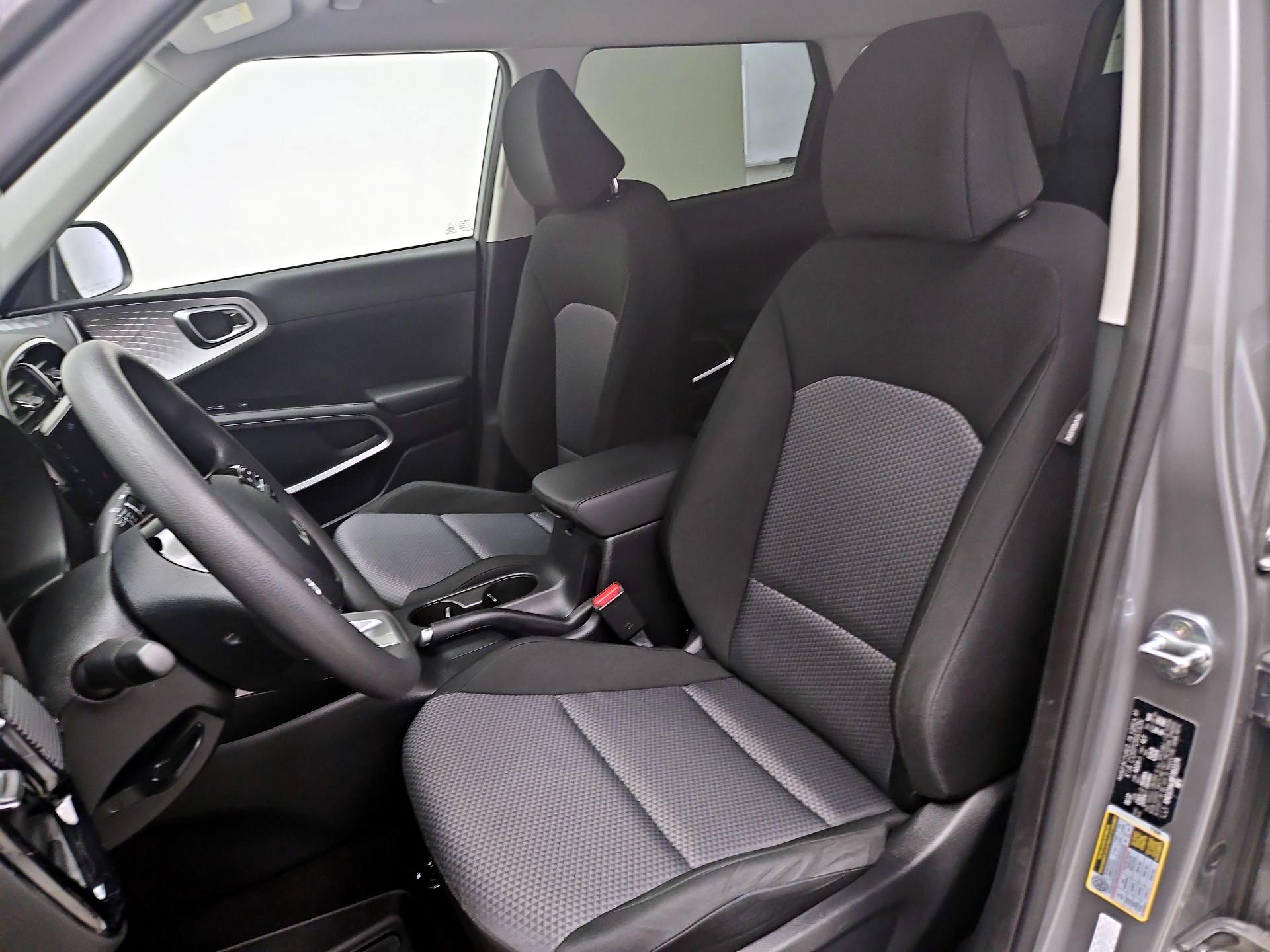 Thumbnail: 2023 Kia Soul - 11