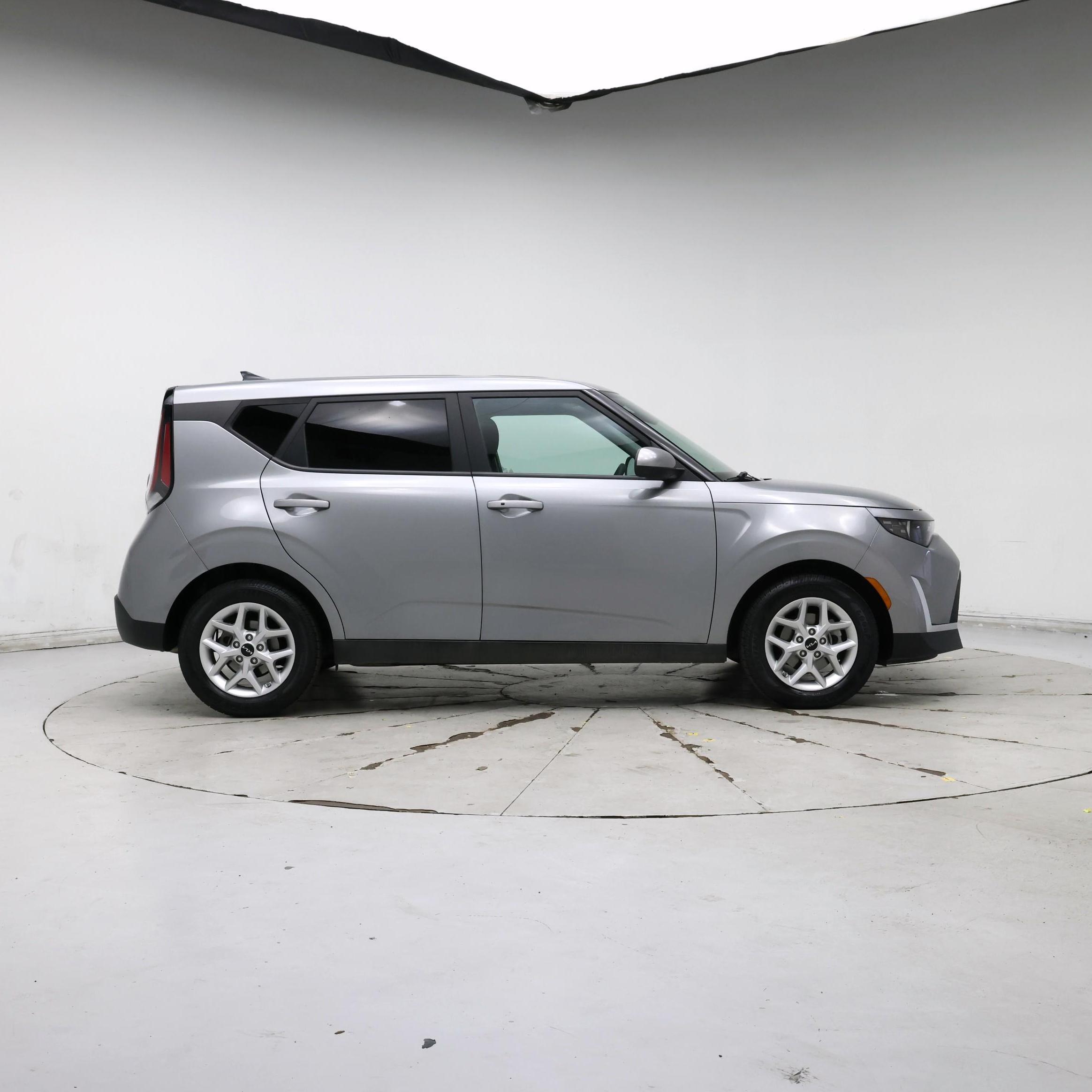 Thumbnail: 2023 Kia Soul - 7