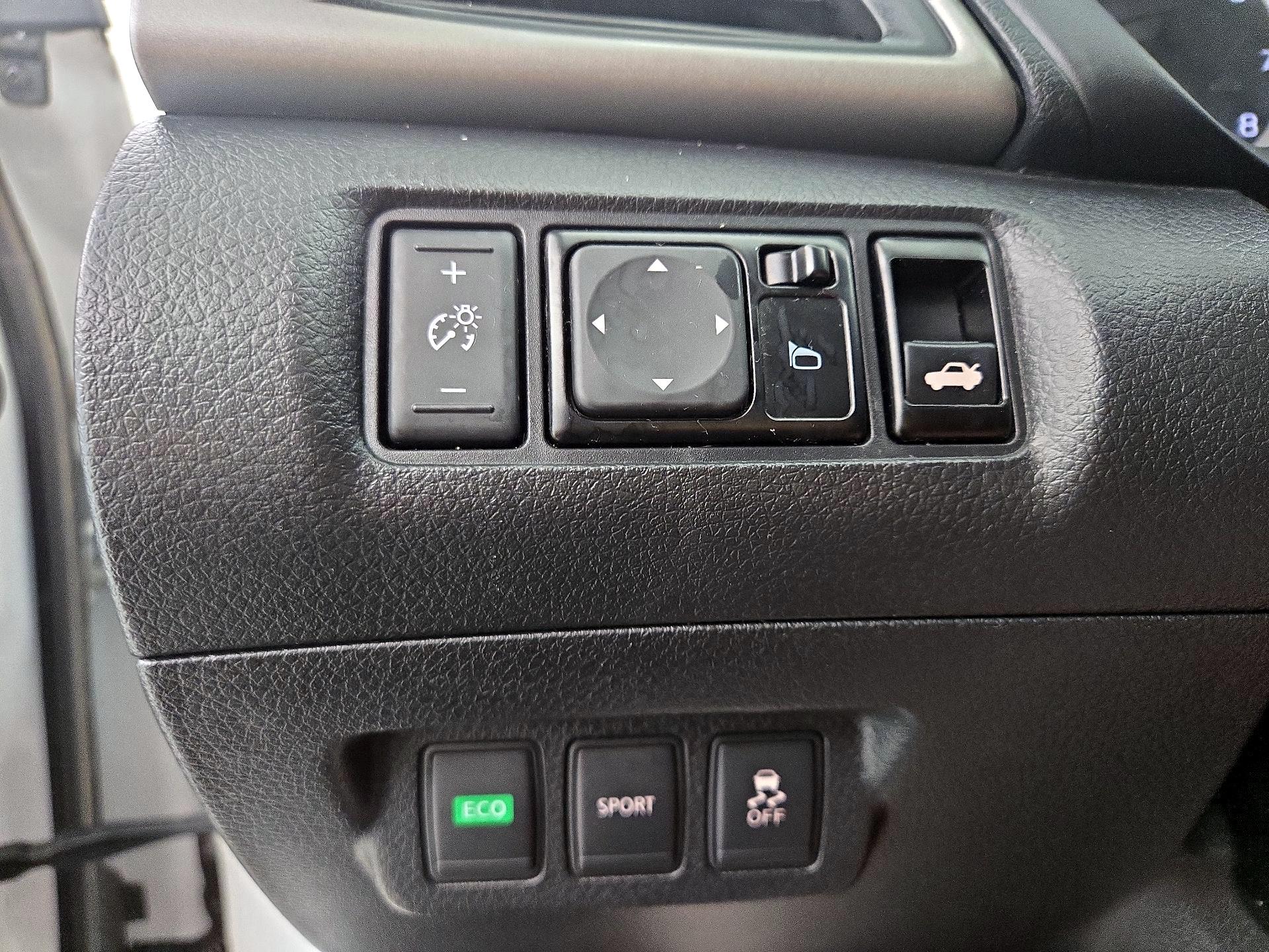 Thumbnail: 2014 Nissan Sentra - 13