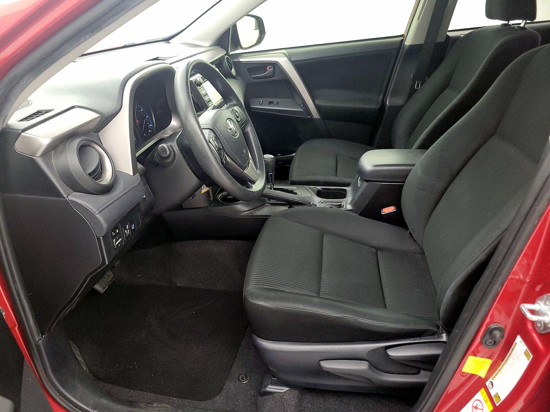 Thumbnail: 2017 Toyota RAV4 - 11