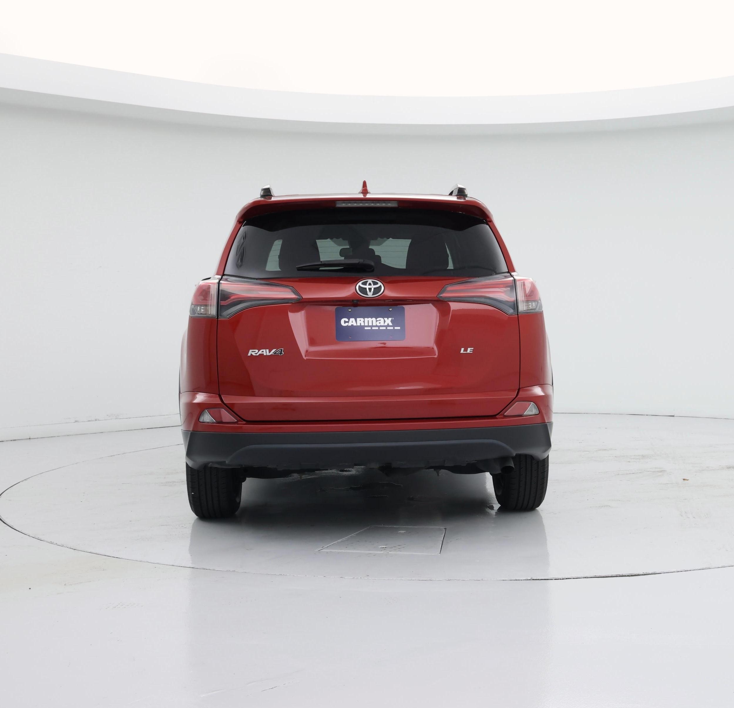Thumbnail: 2017 Toyota RAV4 - 6