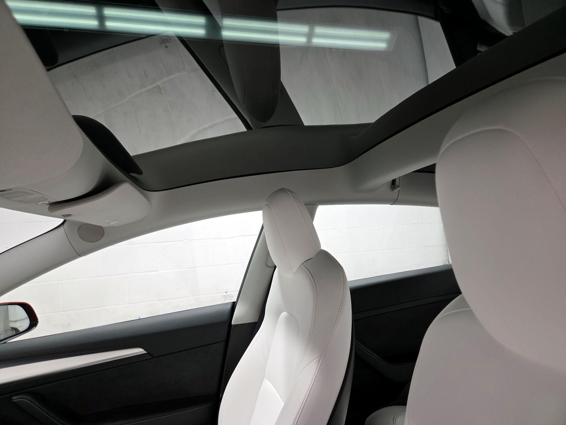 Thumbnail: 2022 Tesla Model 3 - 18