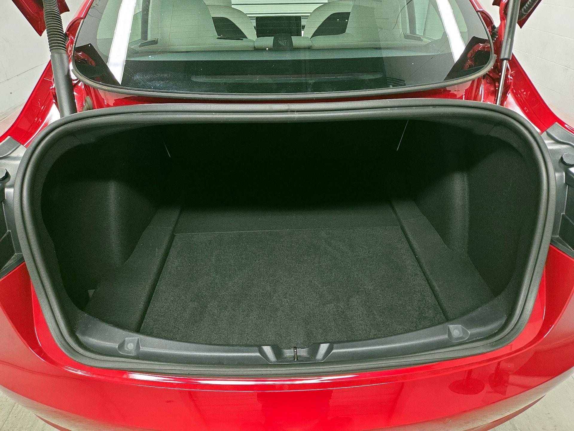 Thumbnail: 2022 Tesla Model 3 - 20